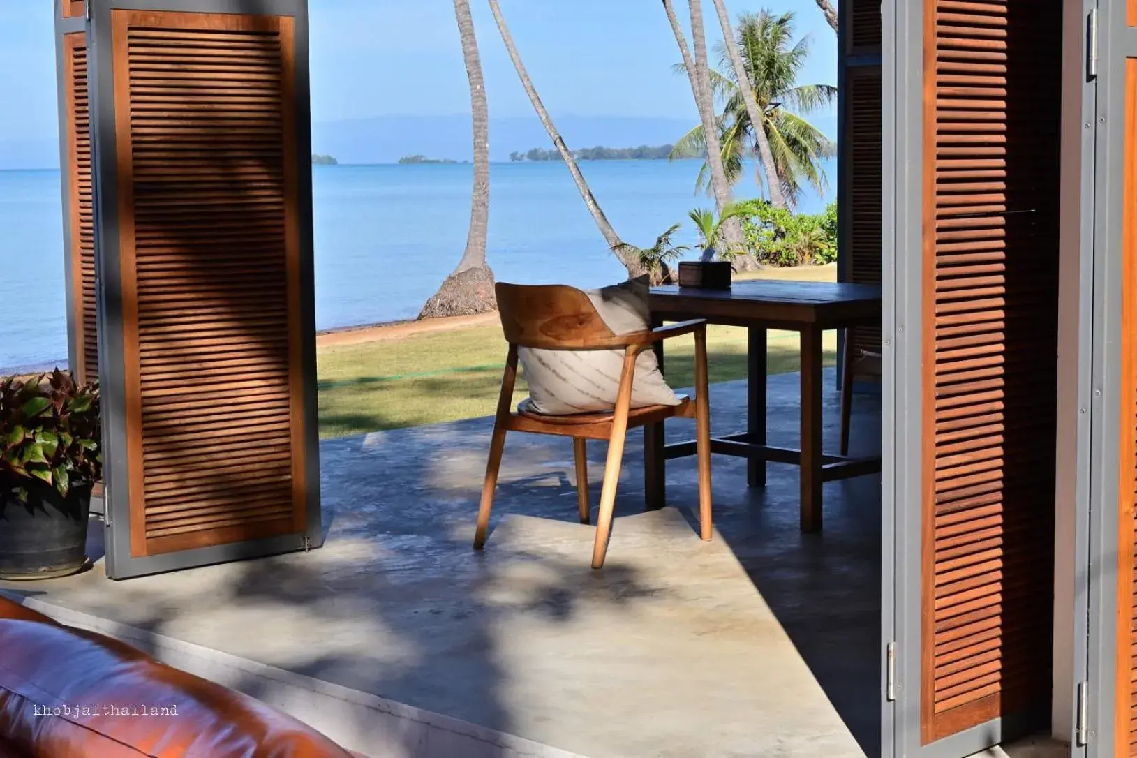 Restaurant/places to eat in Little Moon Villa Restaurant/places to eat in Little Moon Villa