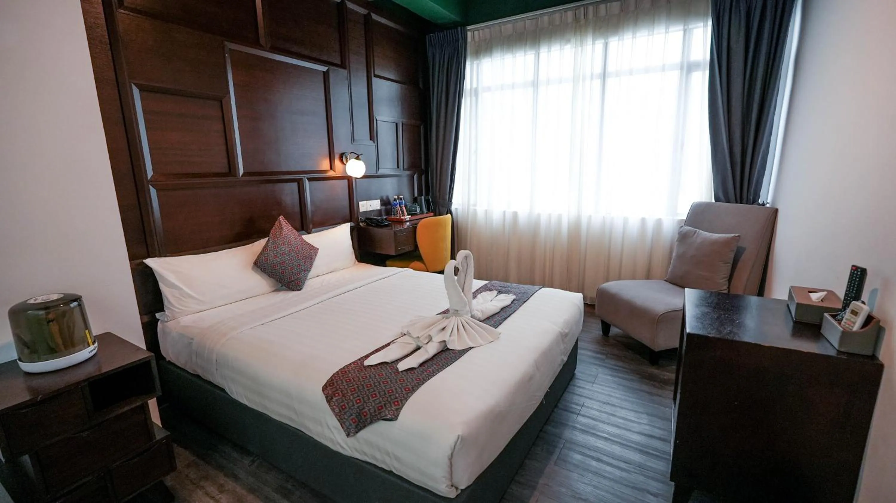 Bed in East Riverine Boutique Hotel