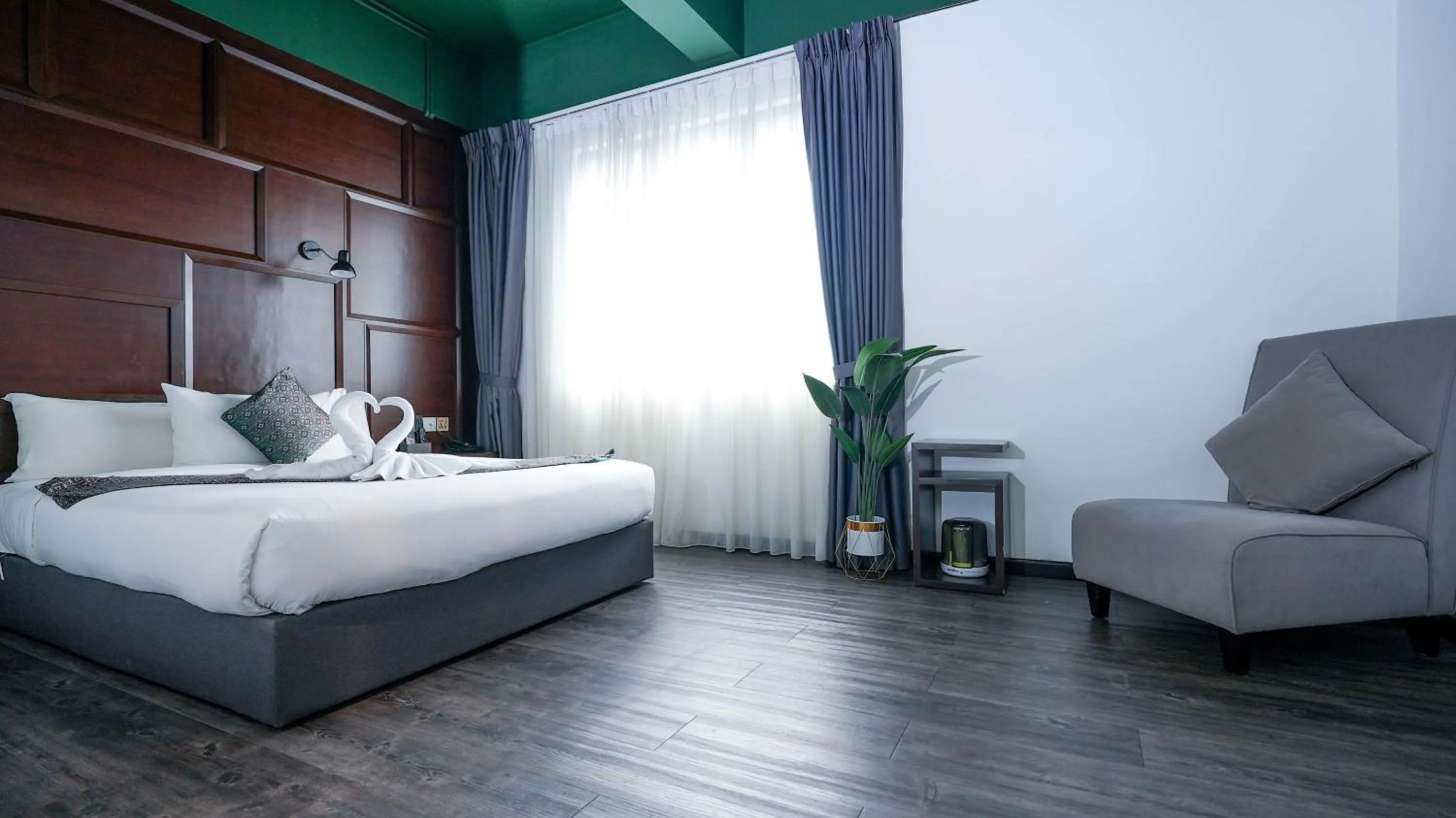 Bed in East Riverine Boutique Hotel