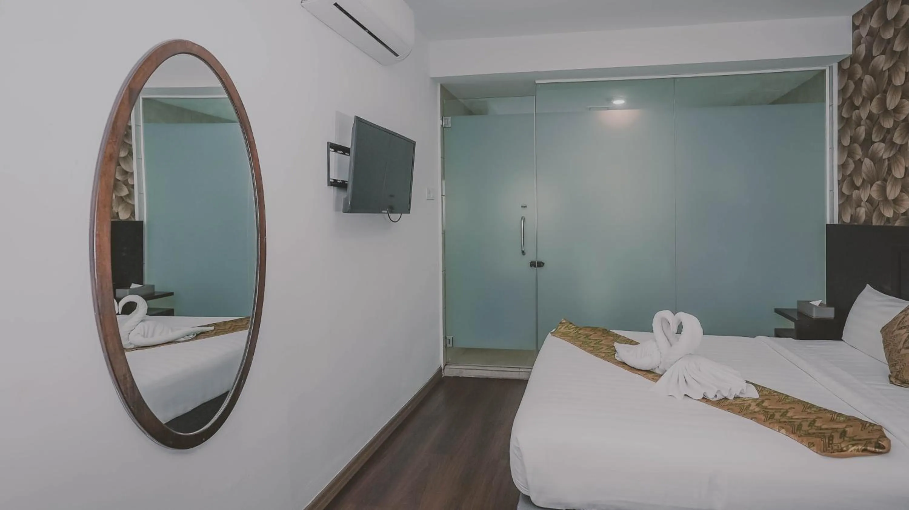 Bed in East Riverine Boutique Hotel