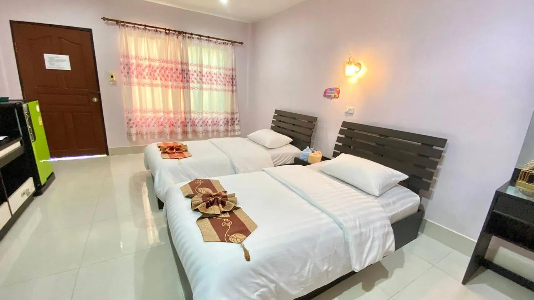 Bed in Pennaung Resort