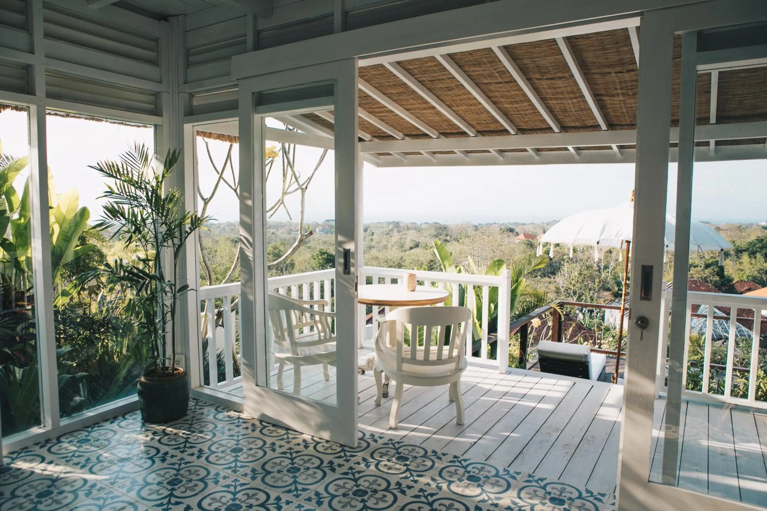 Patio in White Tortoise Eco Villa's