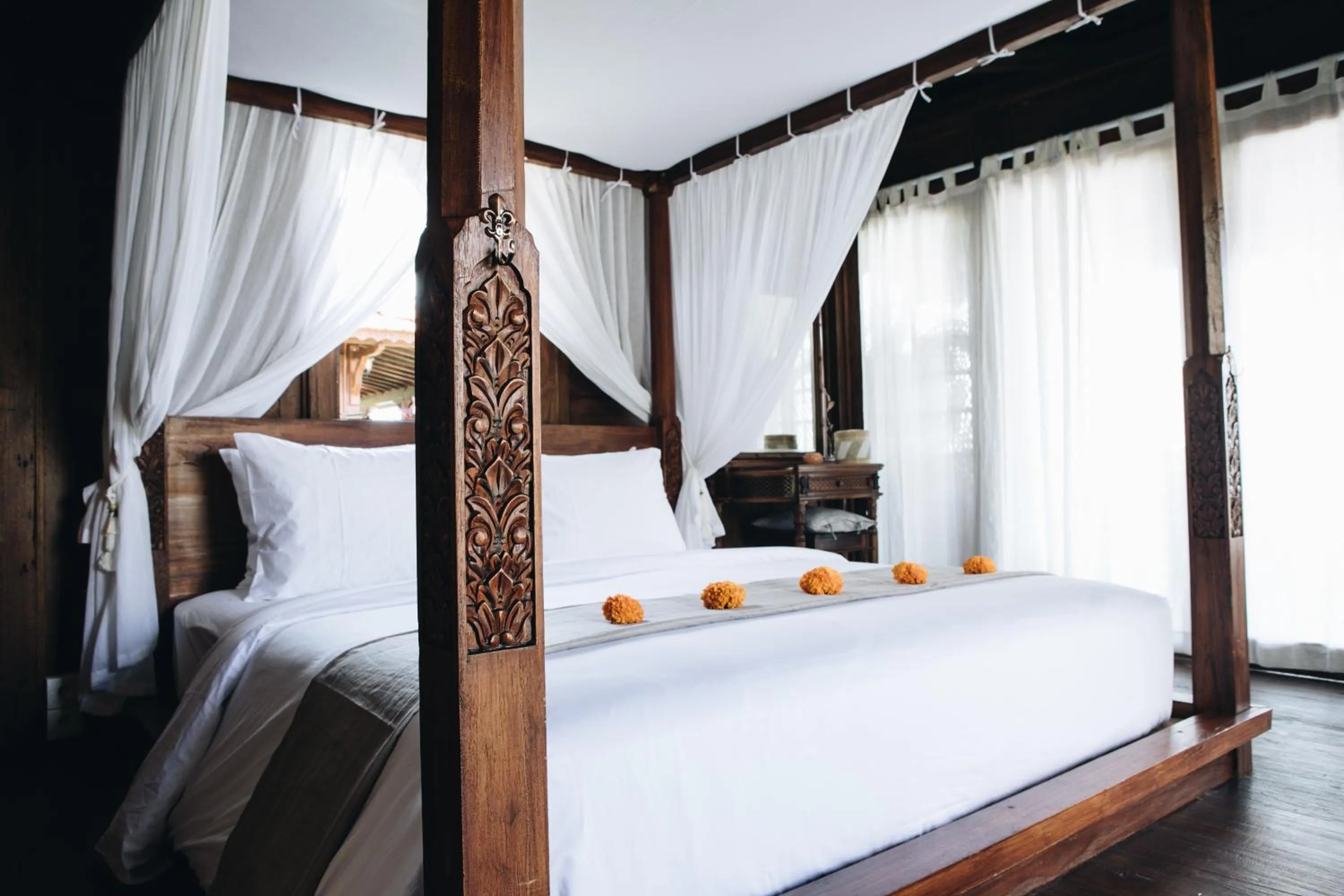 Bed in White Tortoise Eco Villa's