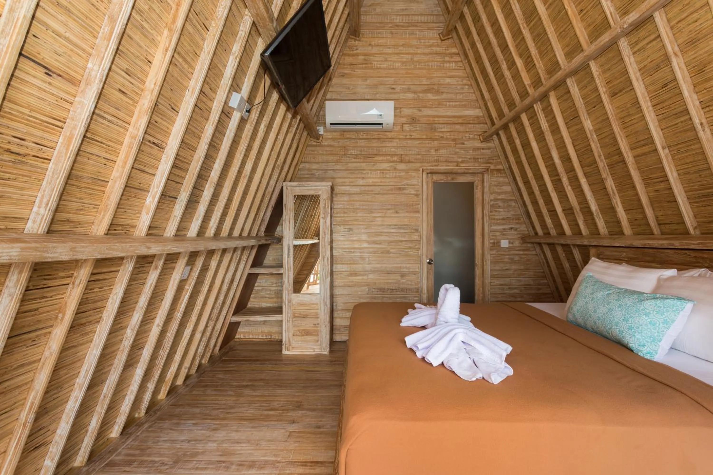 Bed in The Dewi Sun Sun Nusa Penida