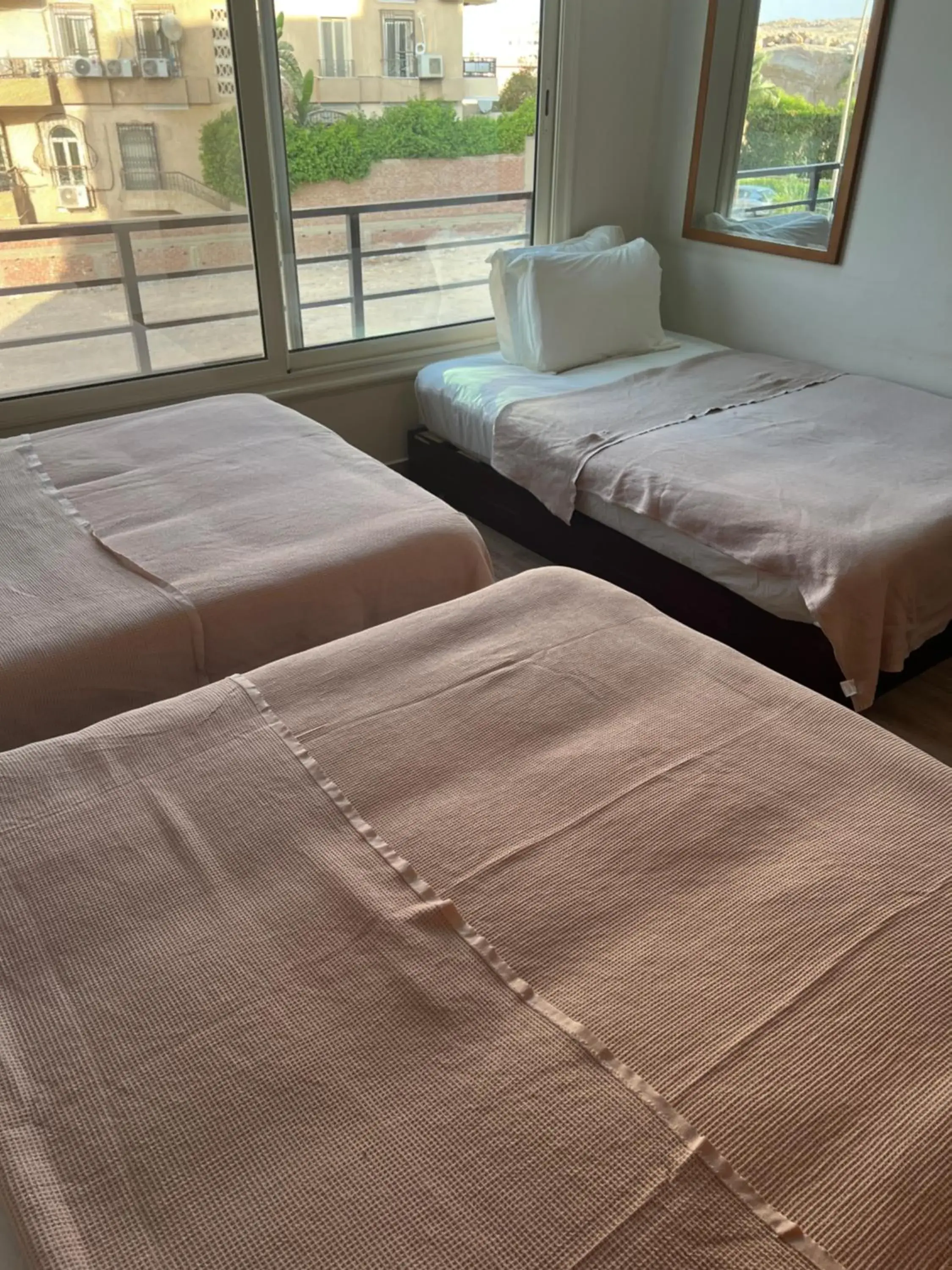 Classic Triple Room in The Home Dreamland Classic Triple Room in The Home Dreamland