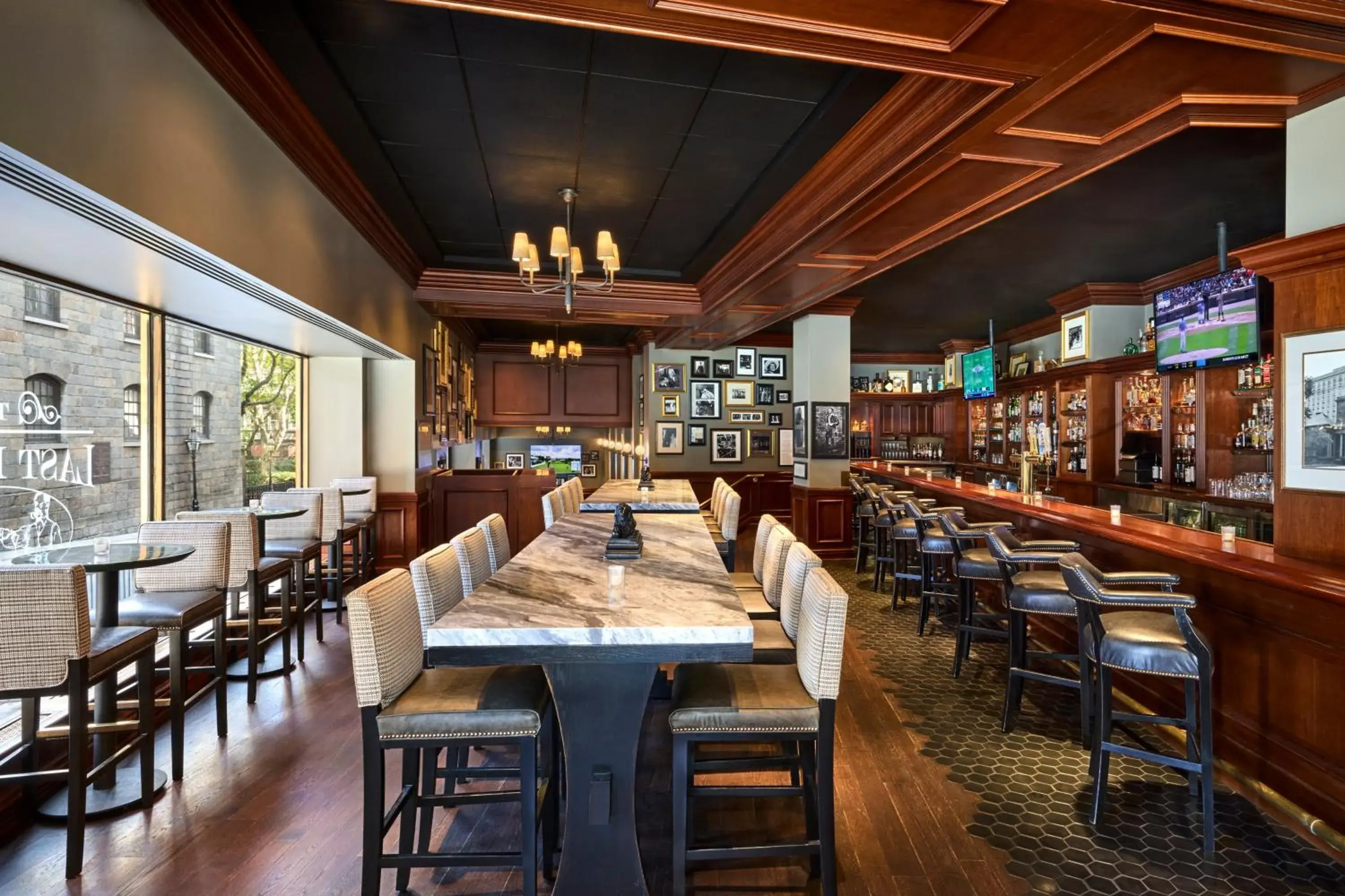 Lounge or bar in Boston Omni Parker House Hotel Lounge or bar in Boston Omni Parker House Hotel