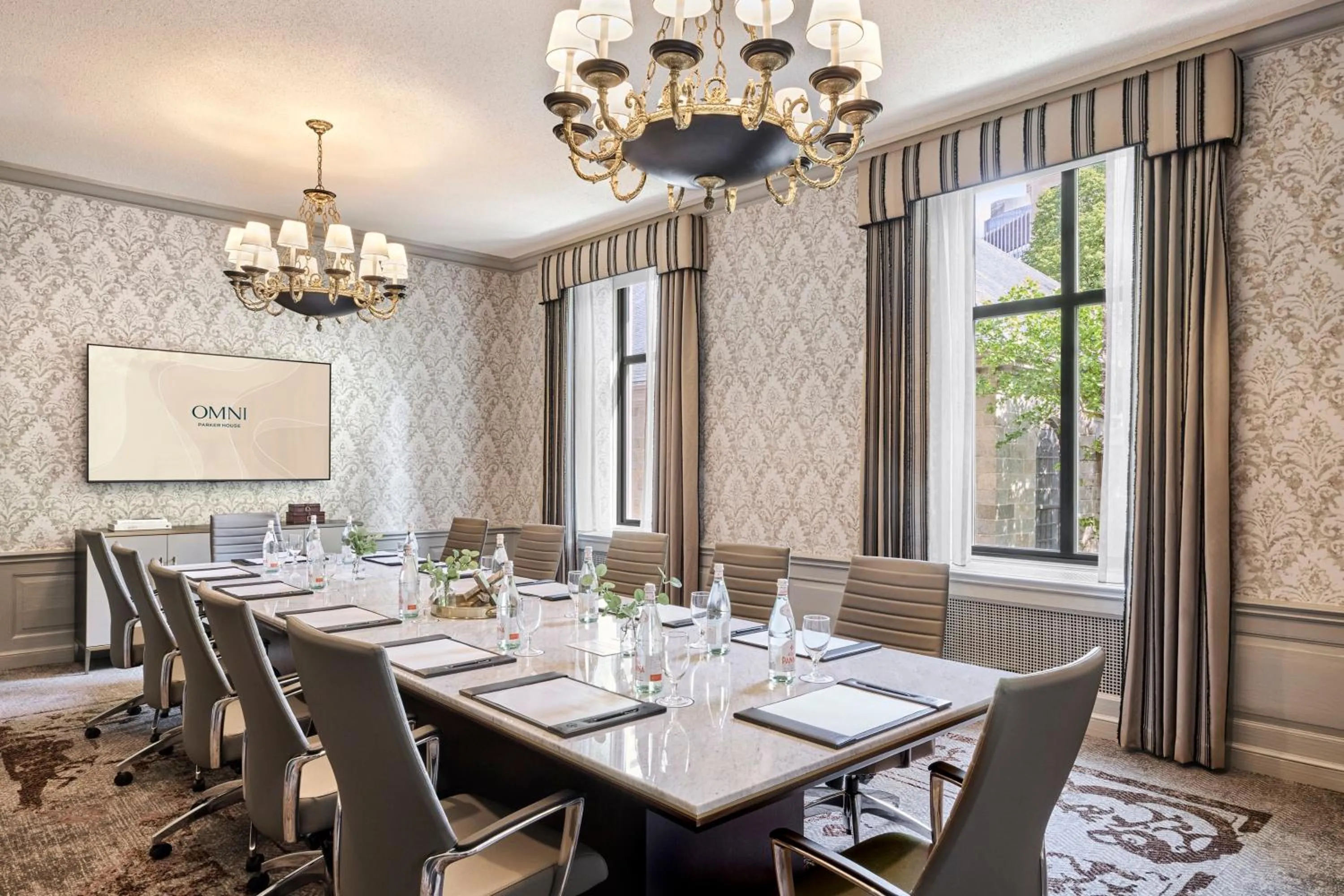 Meeting/conference room in Boston Omni Parker House Hotel