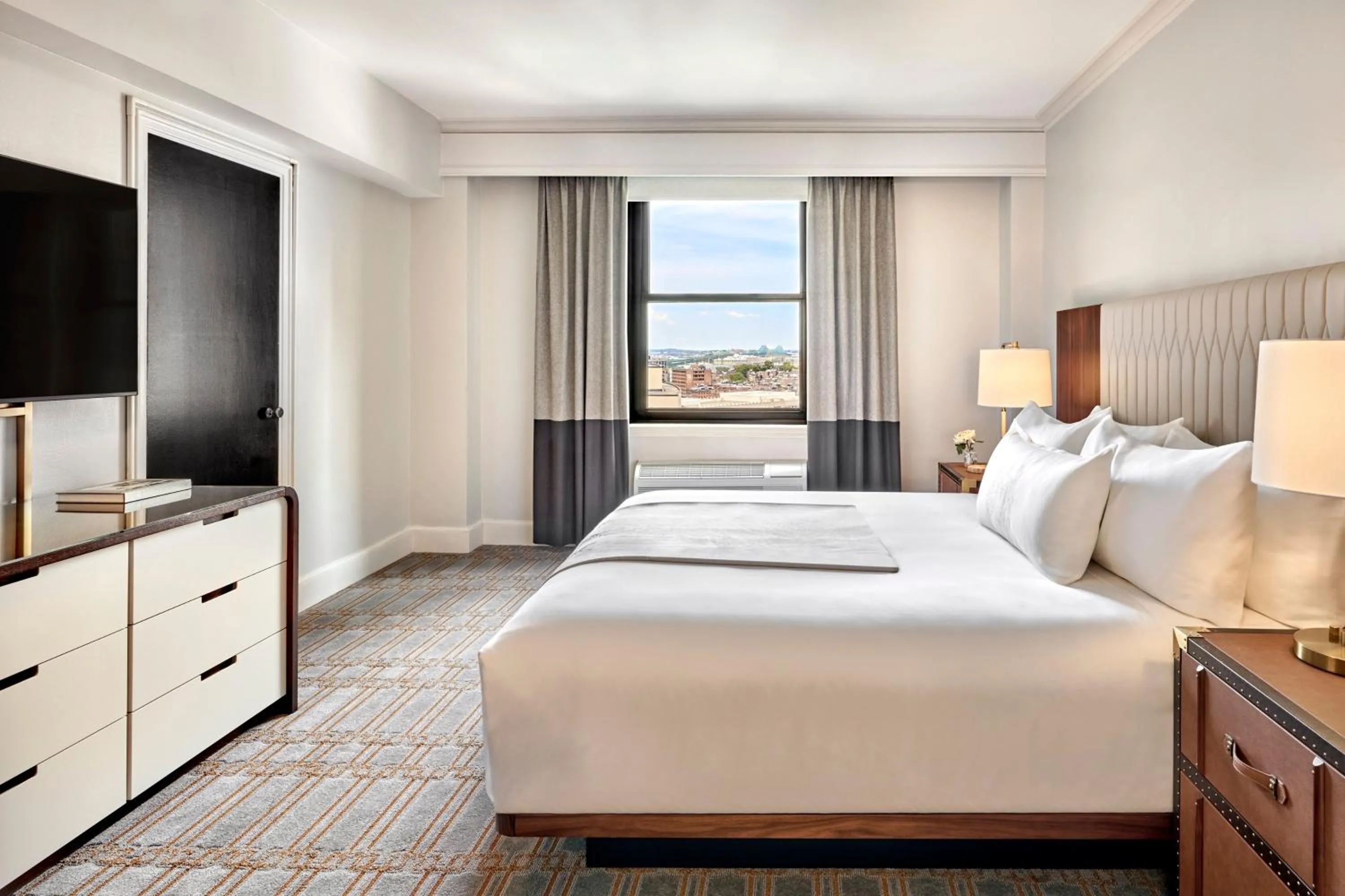Premier Suite with King Bed in Boston Omni Parker House Hotel