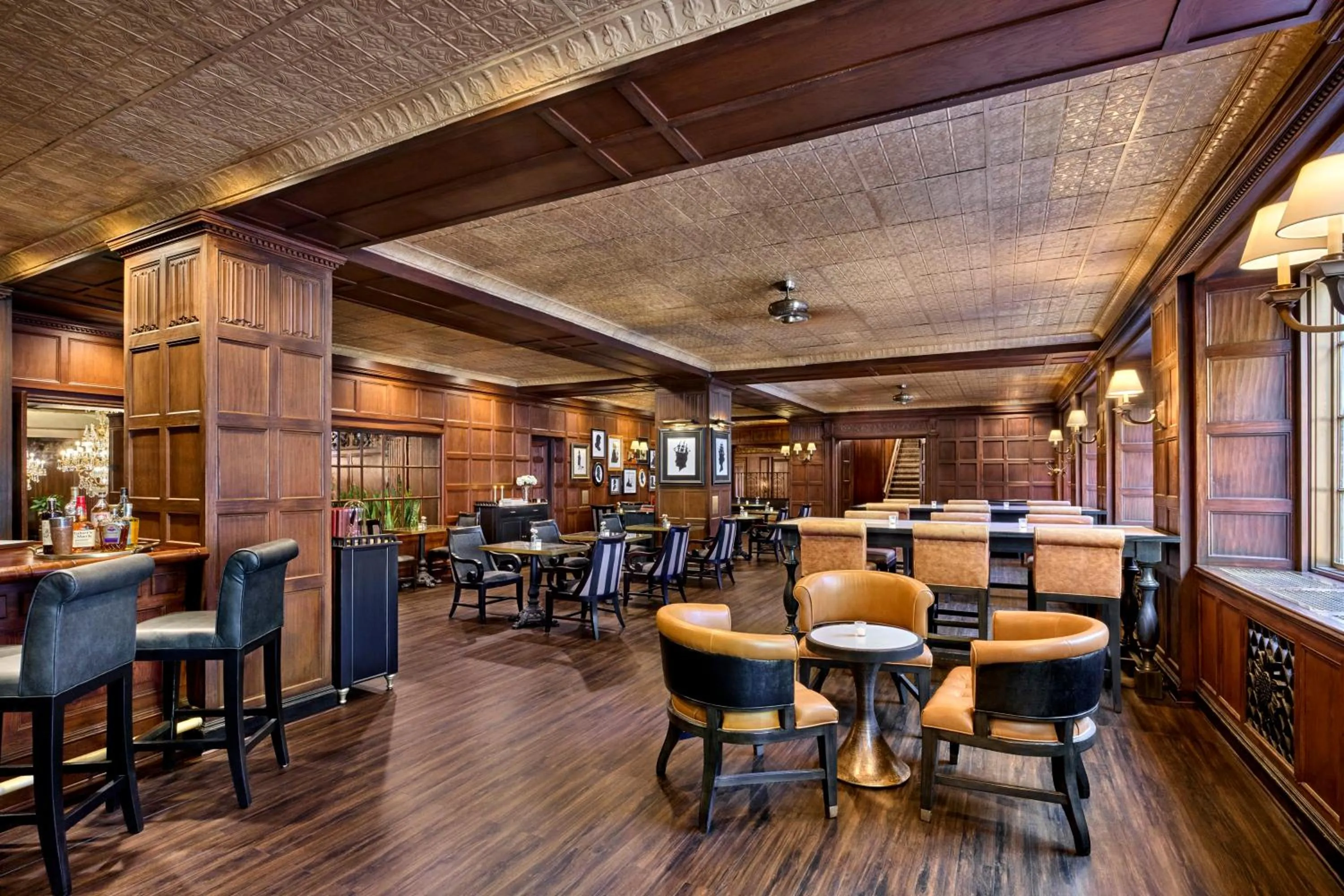 Lounge or bar in Boston Omni Parker House Hotel