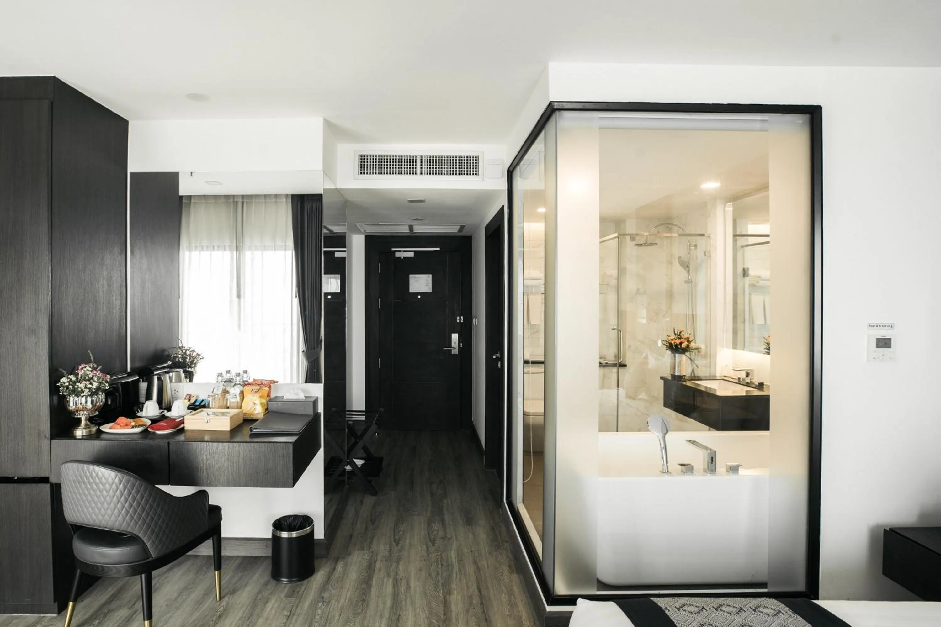 Bedroom in SureStay Hotel by Best Western Vientiane