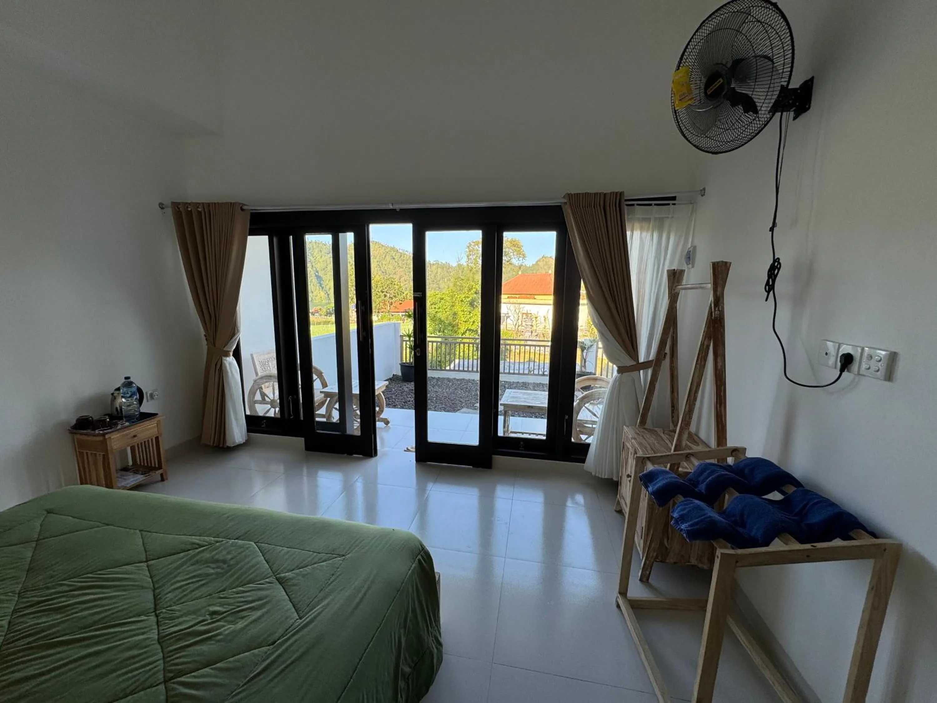 Bed in Batur lake view