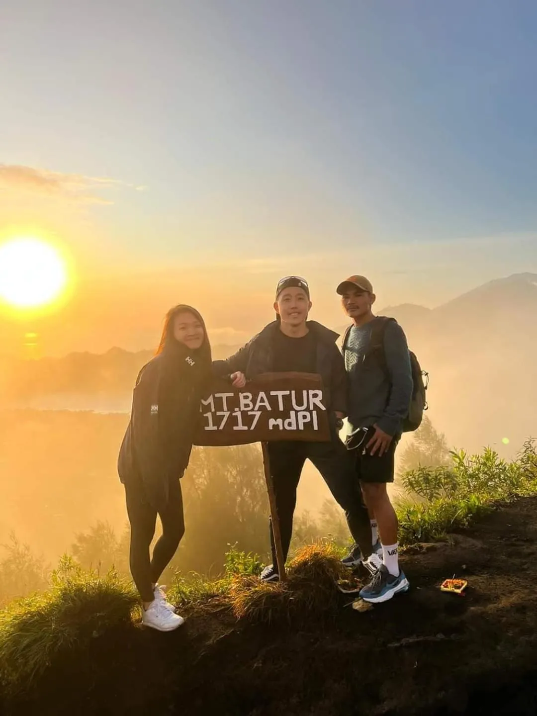 People in Batur lake view