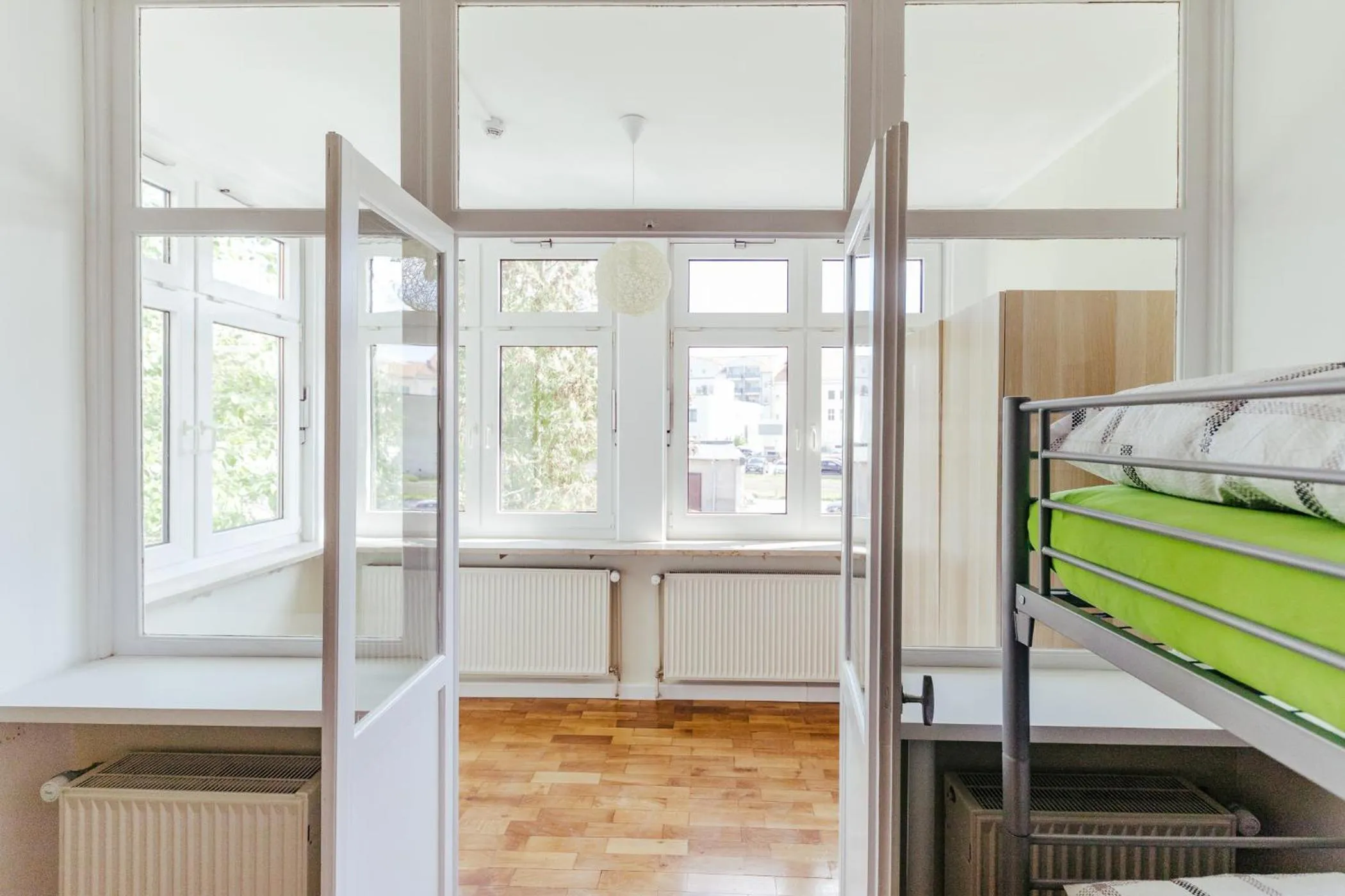 Bathroom, Bed in Clubhostel