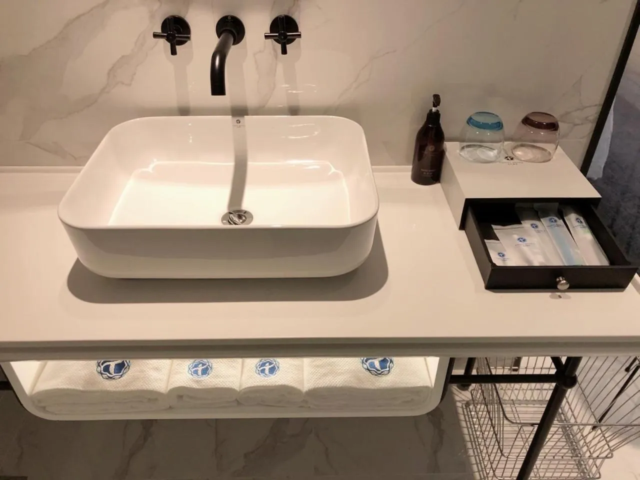 Bathroom in Tian Yi International Hotel 天艺国际酒店