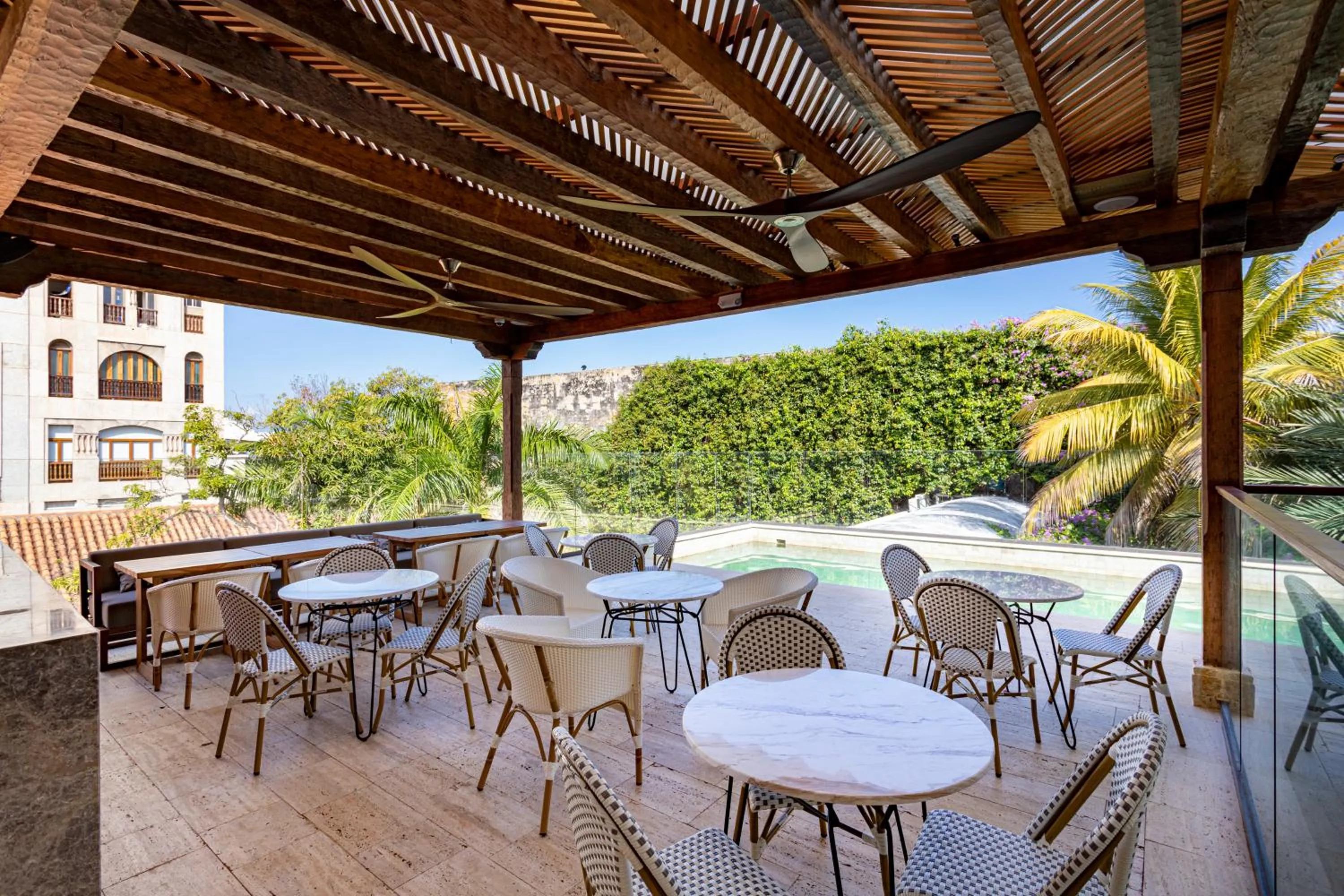 Lounge or bar in Eurostars Marqués de Villalta