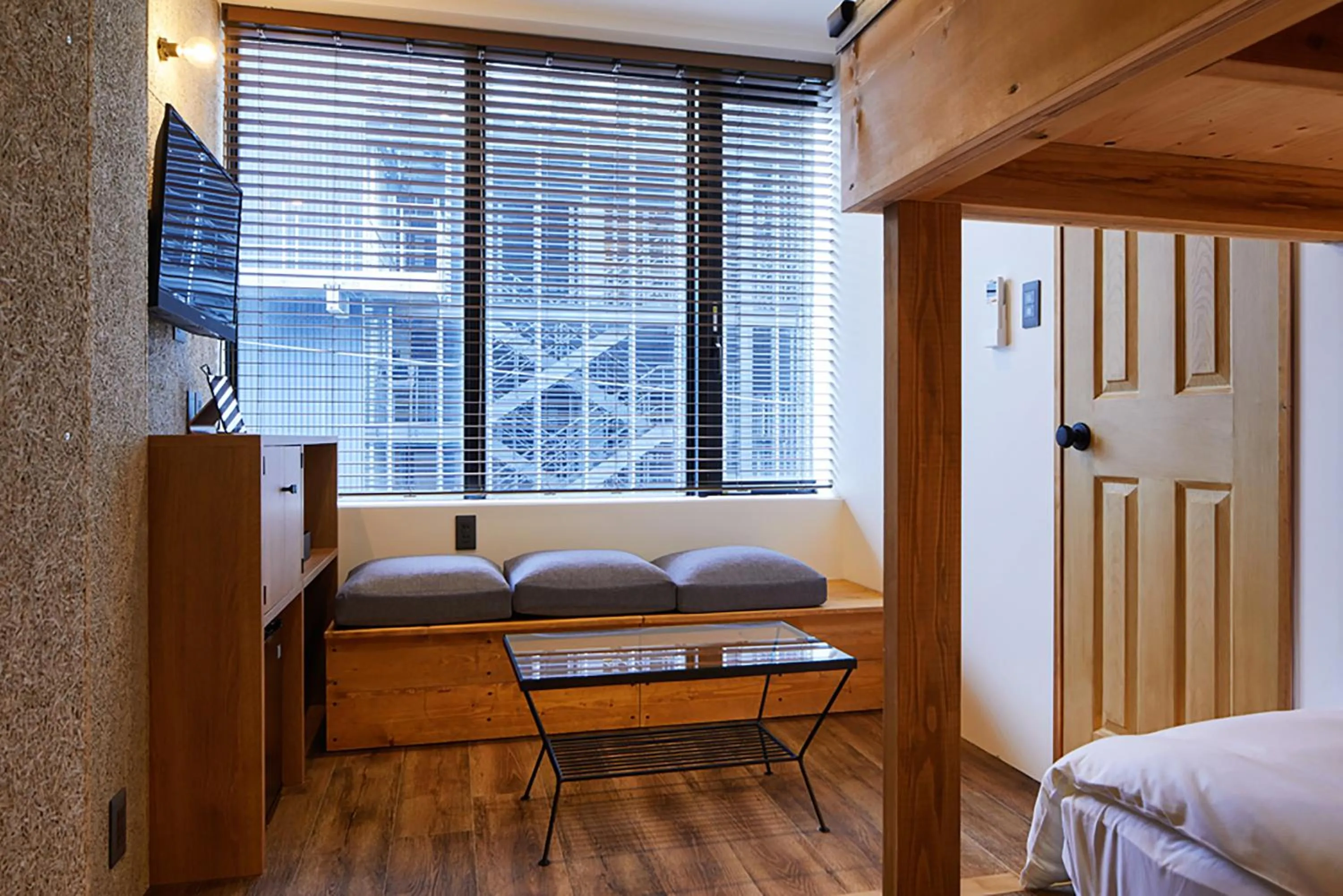 Seating area, Bed in mizuka Imaizumi 4 - unmanned hotel -