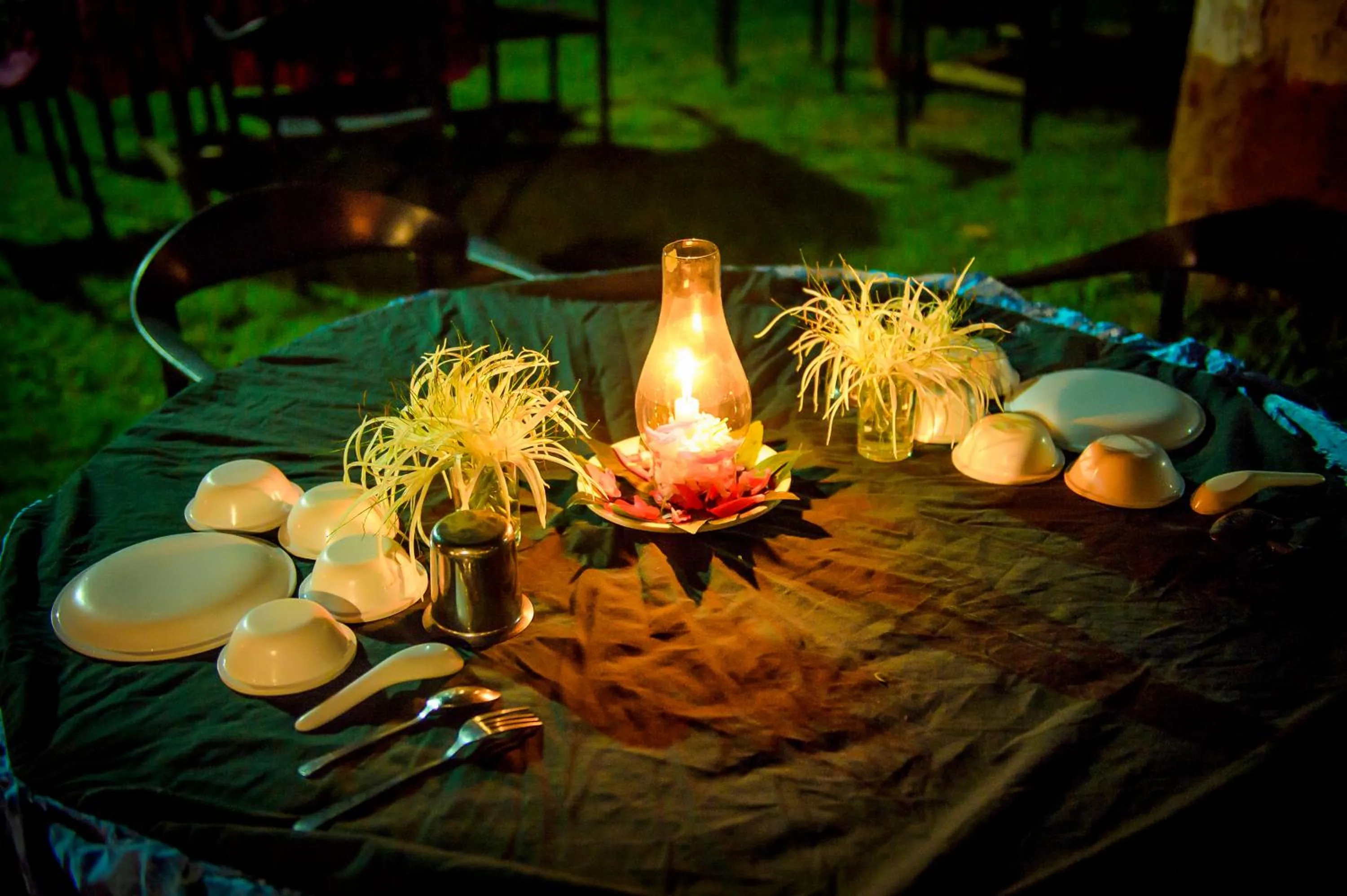 Food in Adamo The Village