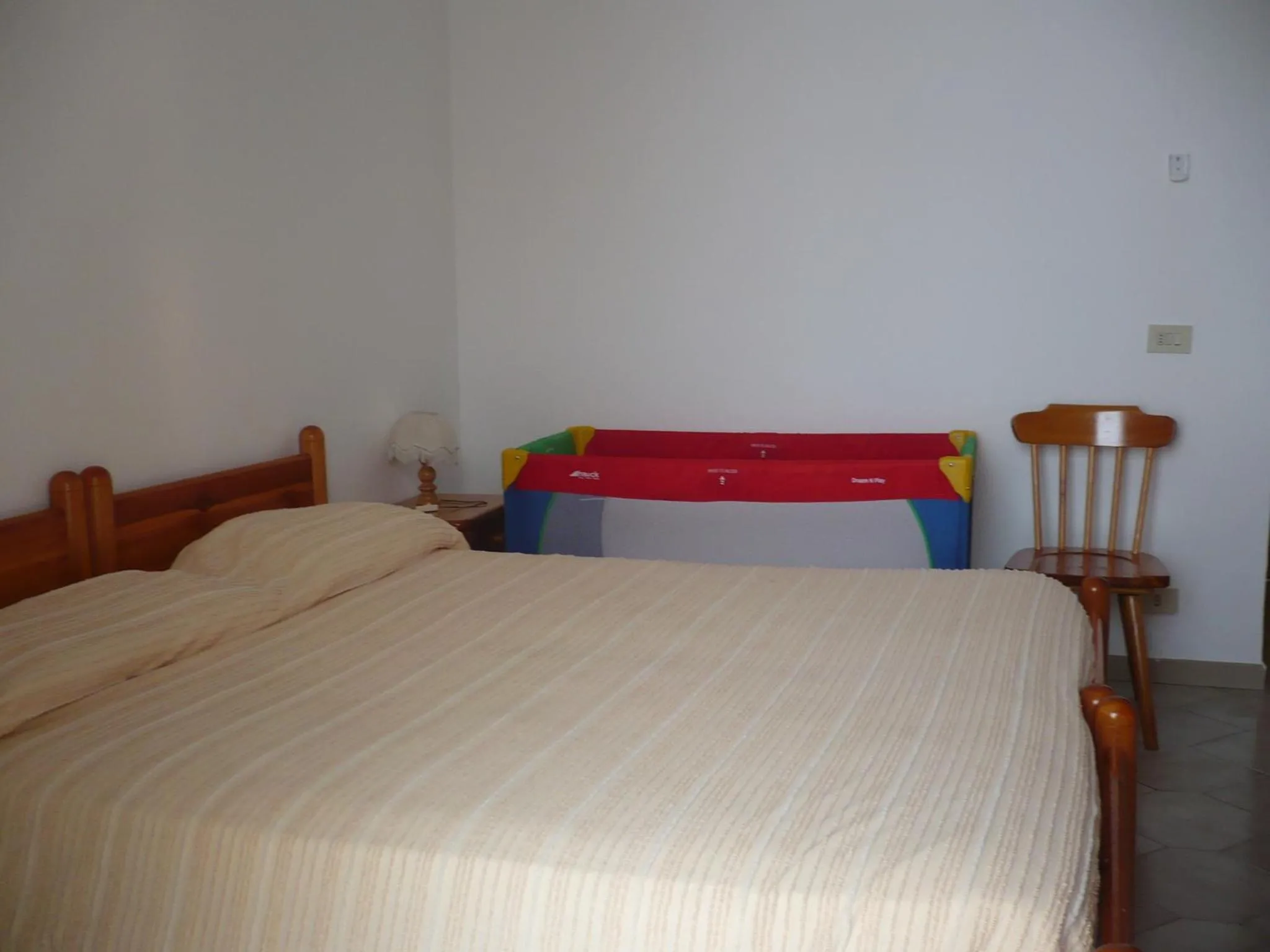 Bed in Zi Bak