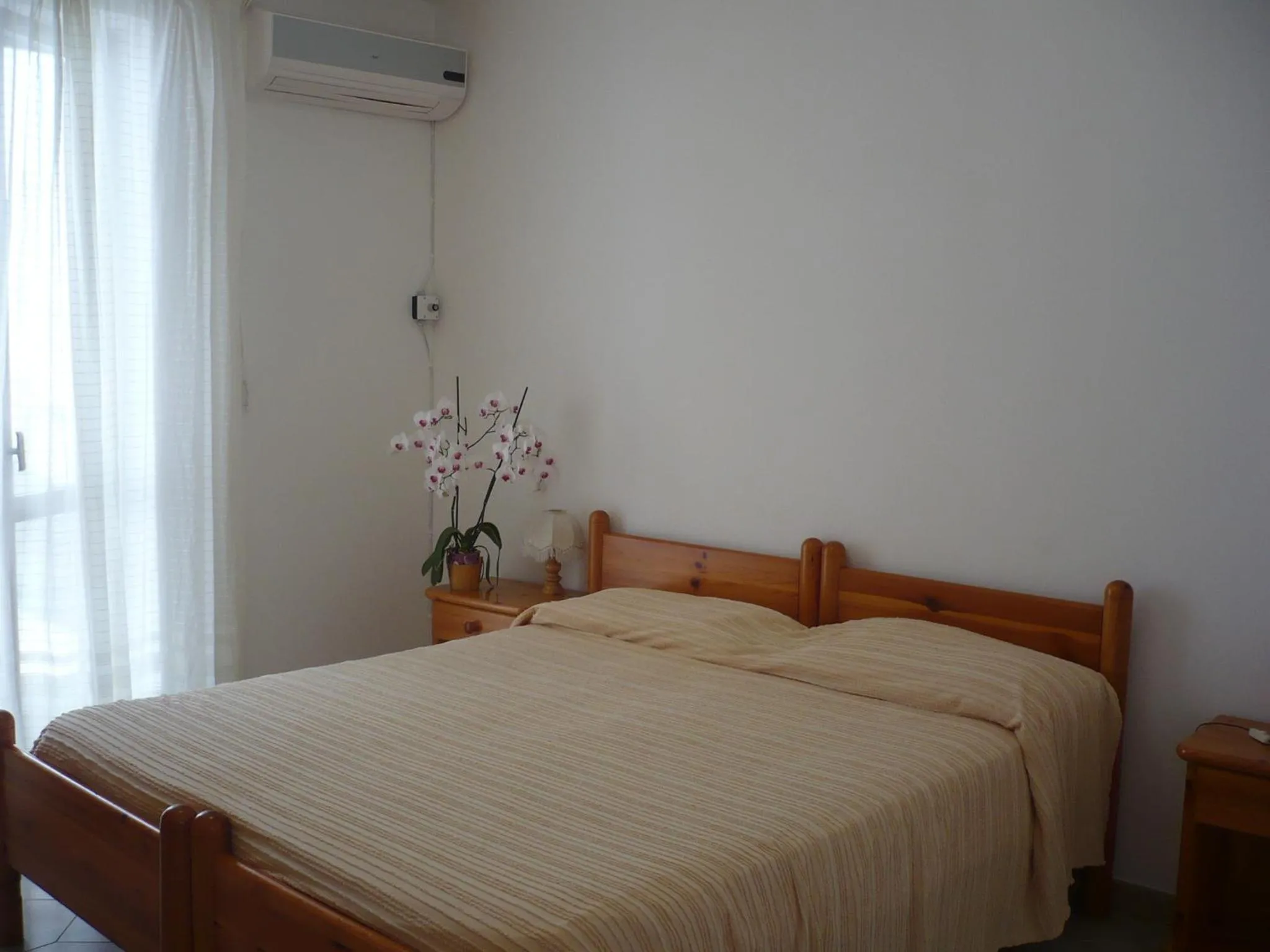 Bed in Zi Bak
