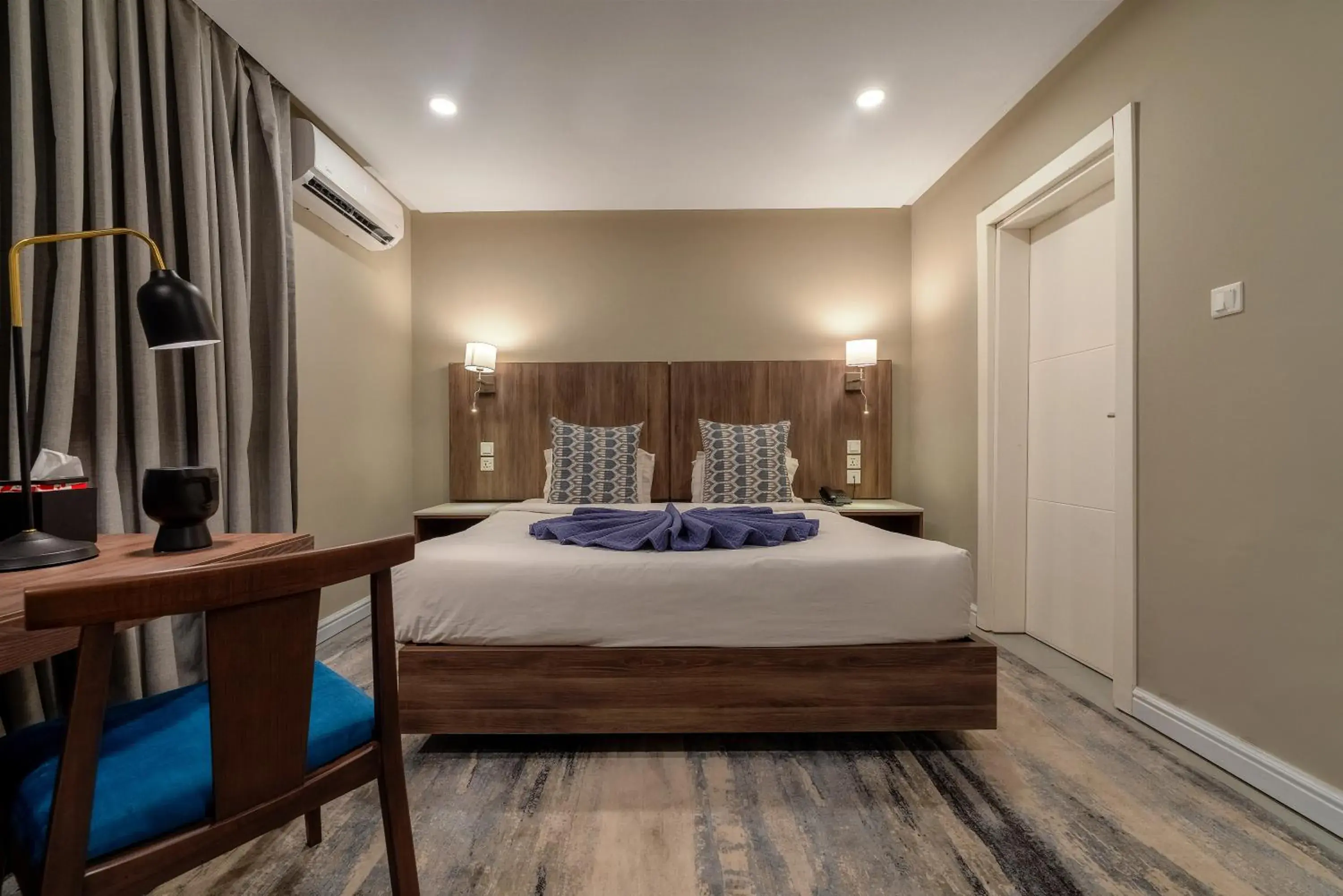 Bedroom, Bed in Central Hotel Ridge Bedroom, Bed in Central Hotel Ridge