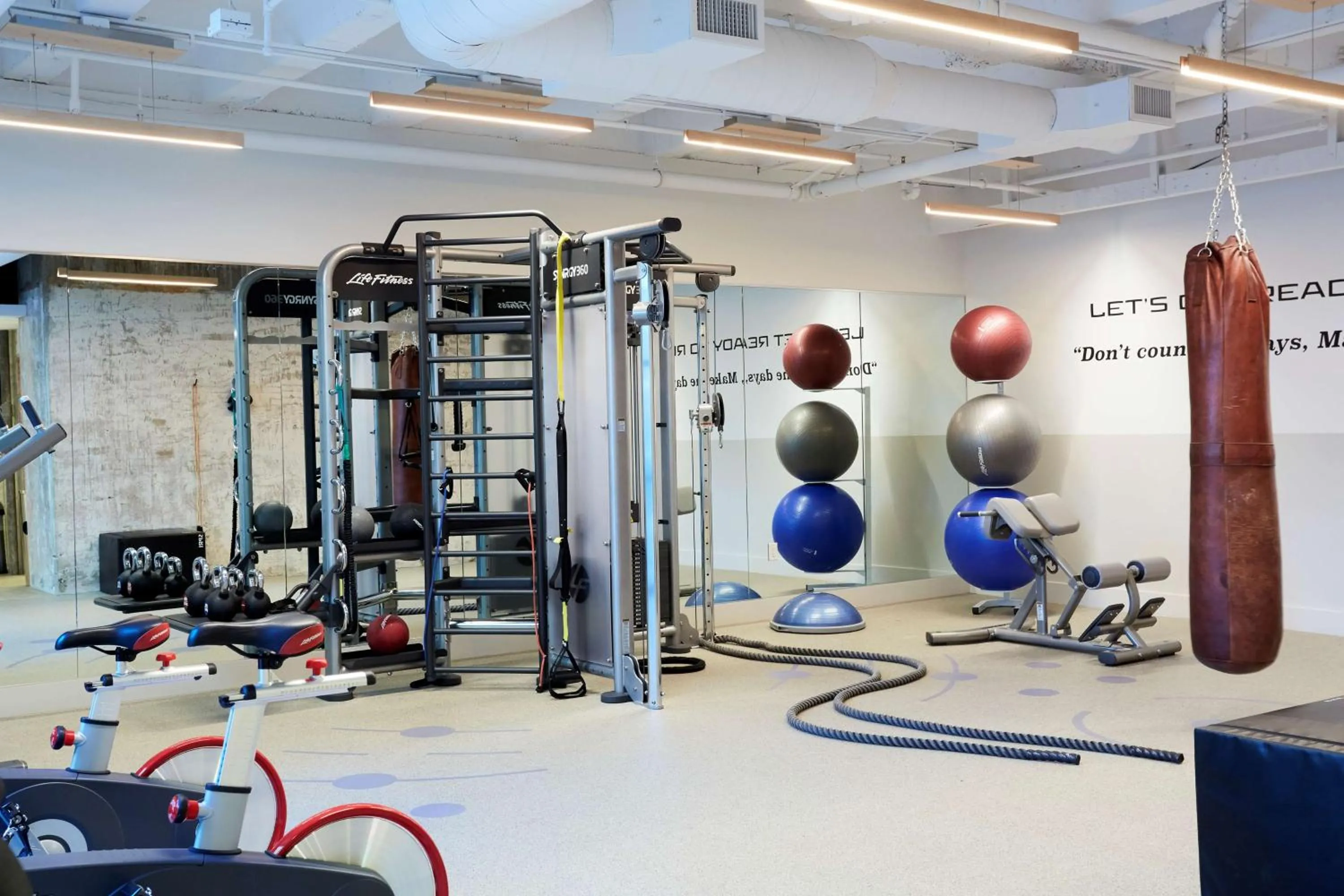 Fitness centre/facilities in Hotel Kabuki, part of JdV by Hyatt