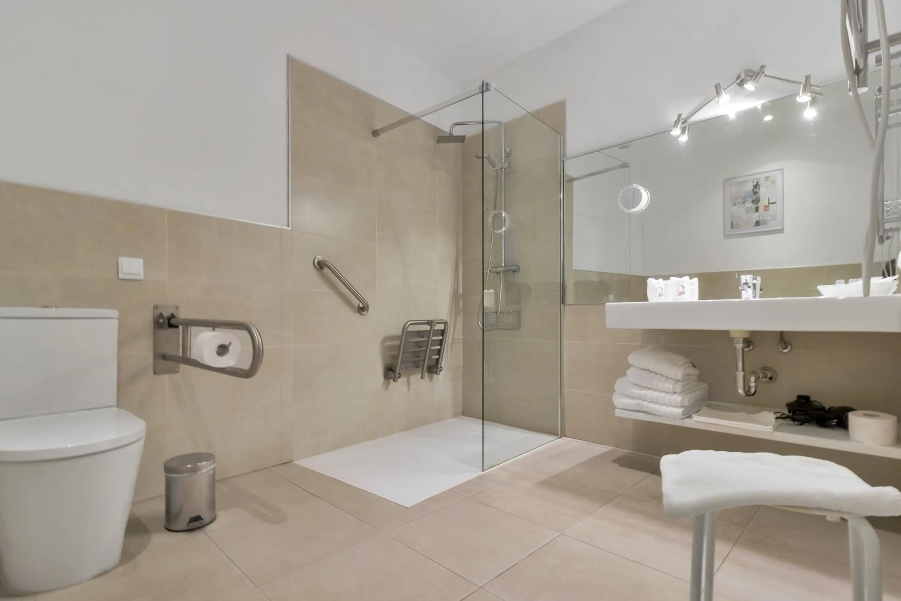 Bathroom in Hotel Ronda Nuevo