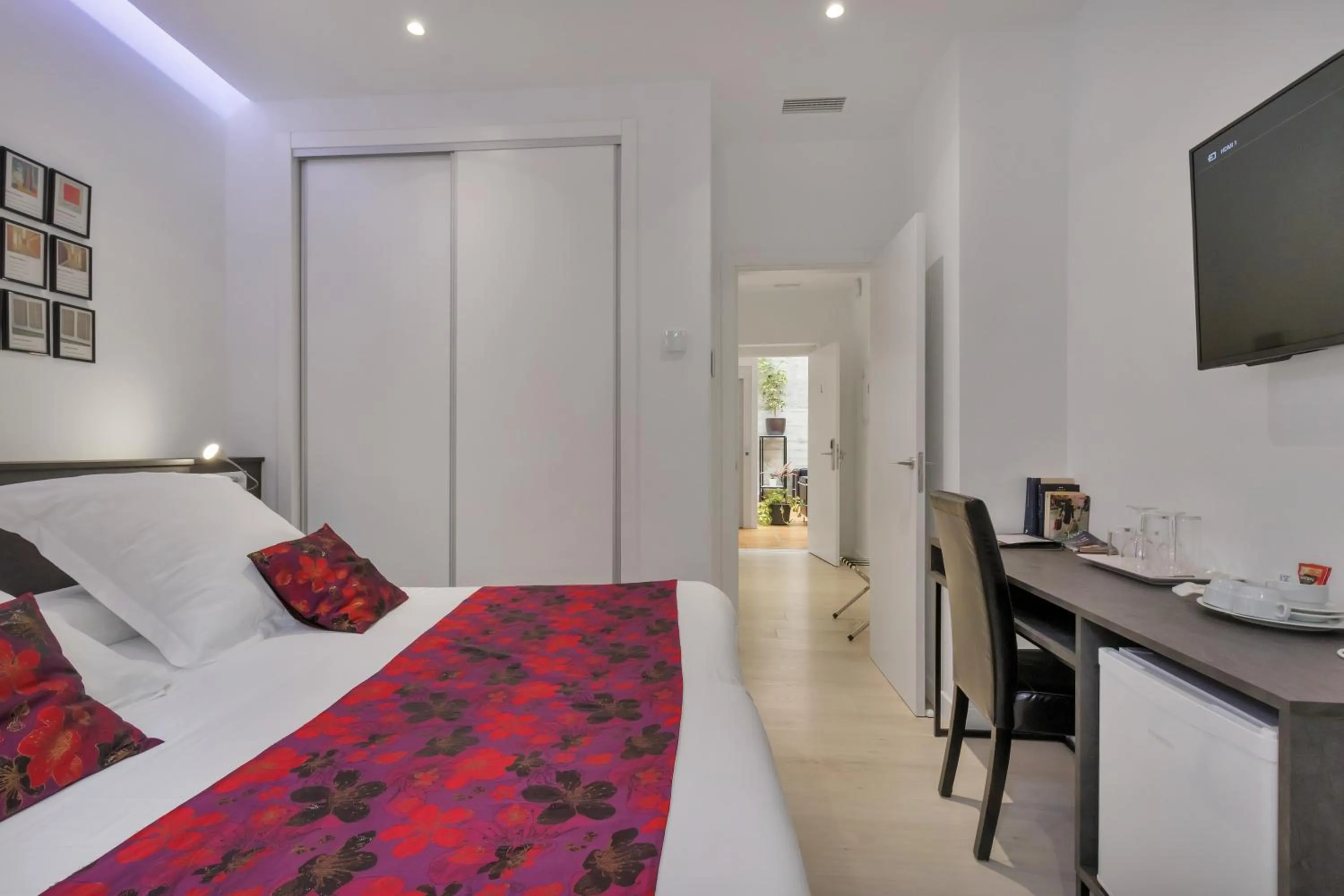 Bed in Hotel Ronda Nuevo