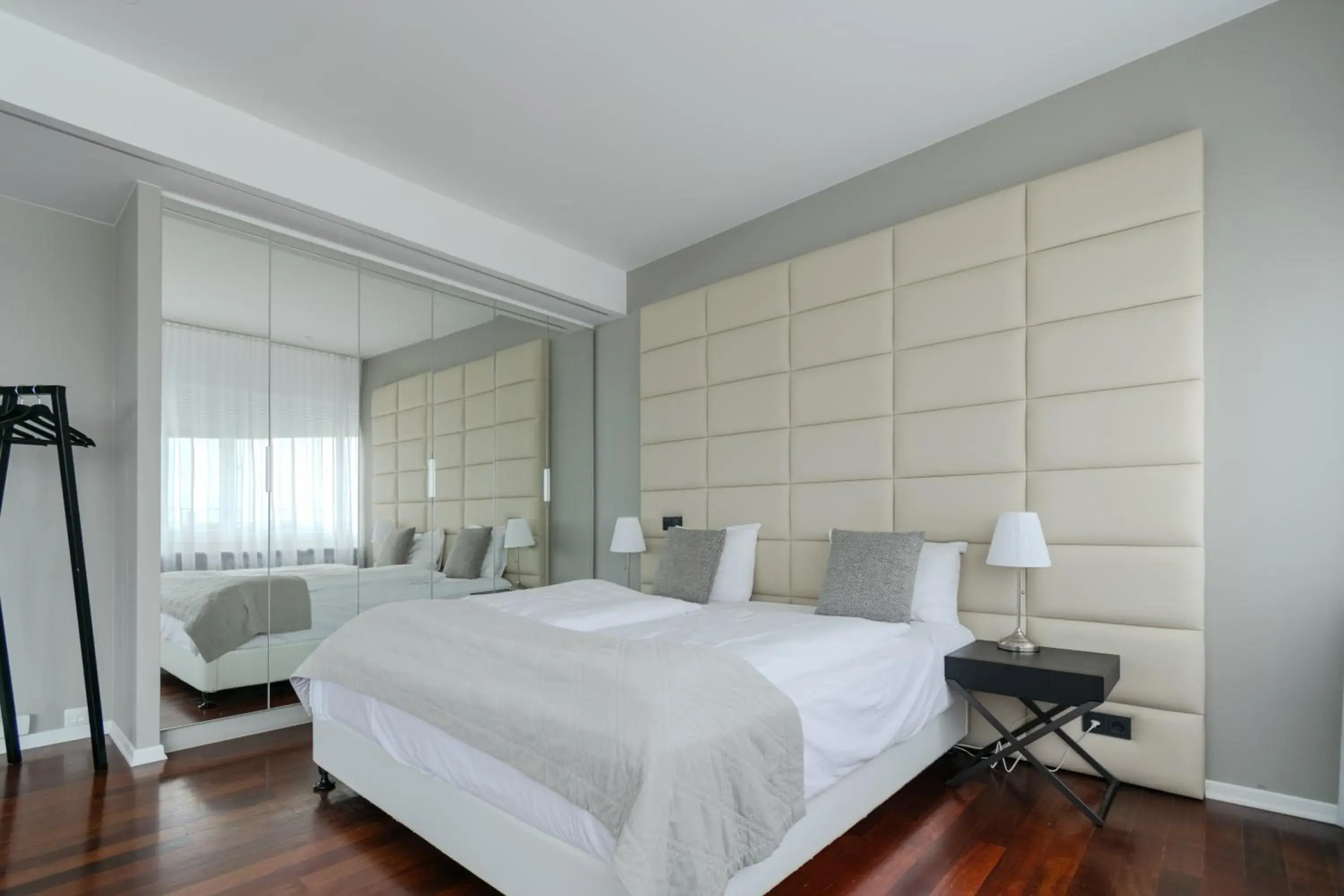 King Suite with Balcony in Midtown Hotel King Suite with Balcony in Midtown Hotel