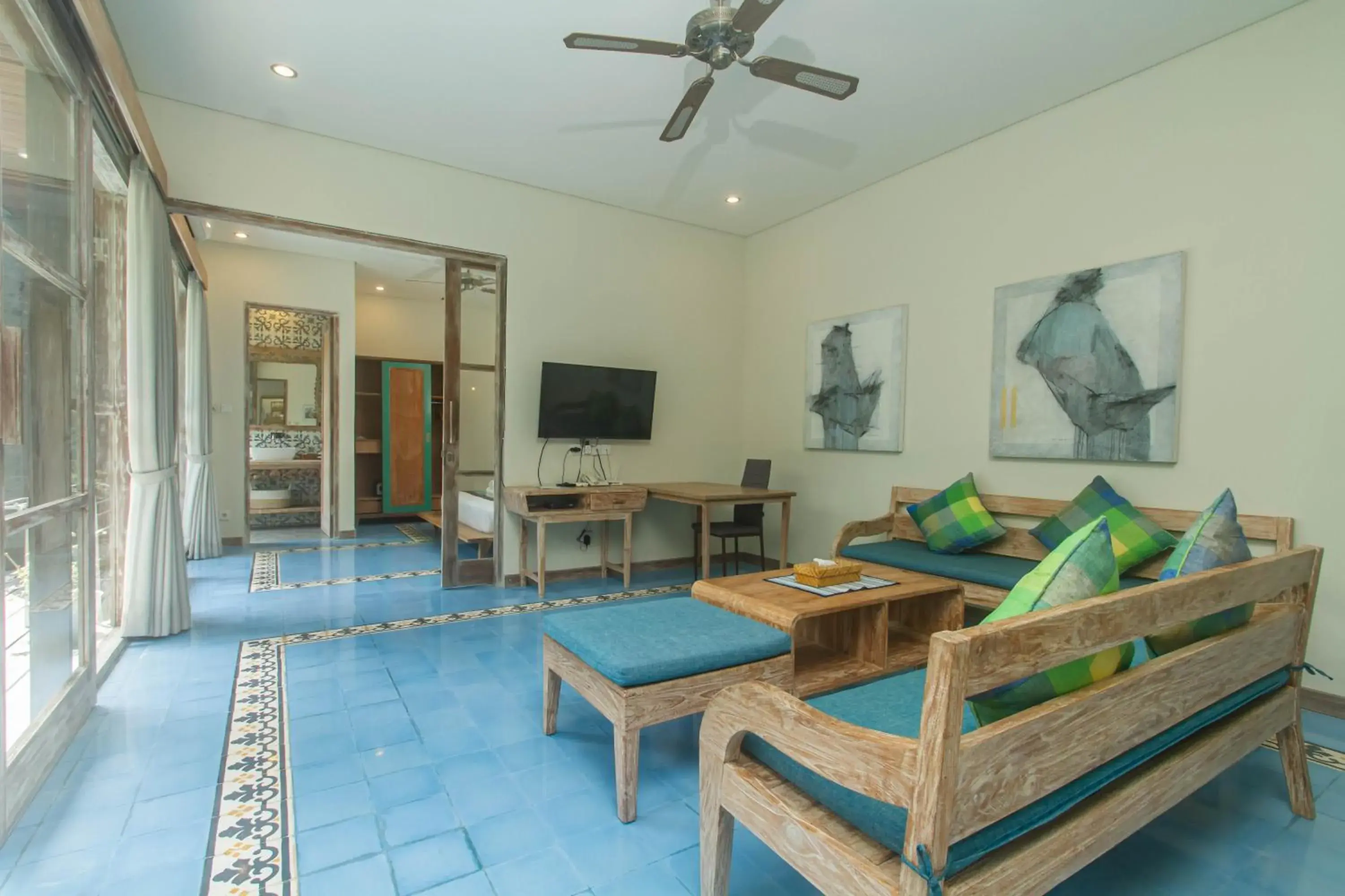 TV and multimedia in Sari Dana Villas TV and multimedia in Sari Dana Villas