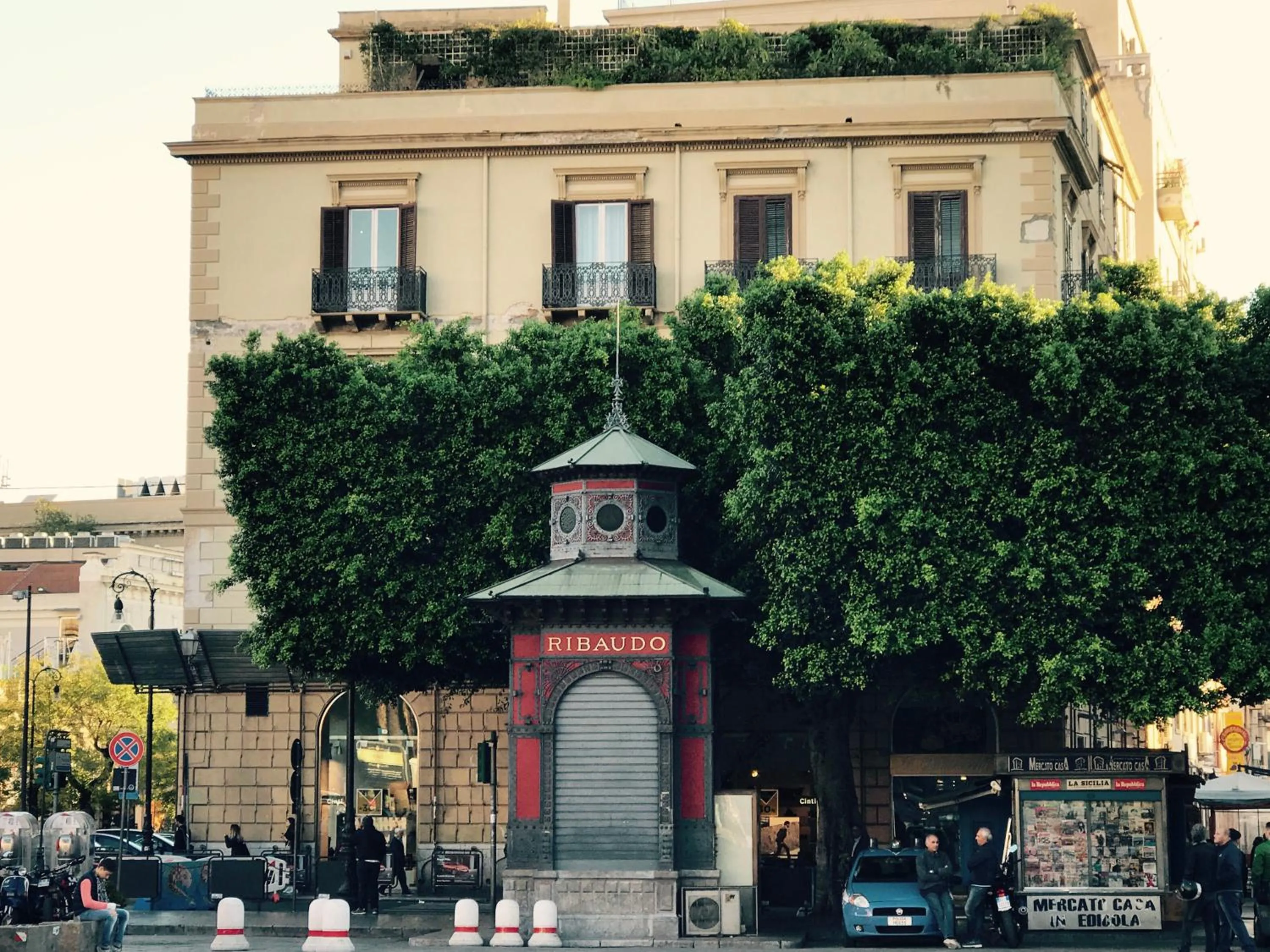 Property building in Palco Rooms&Suites