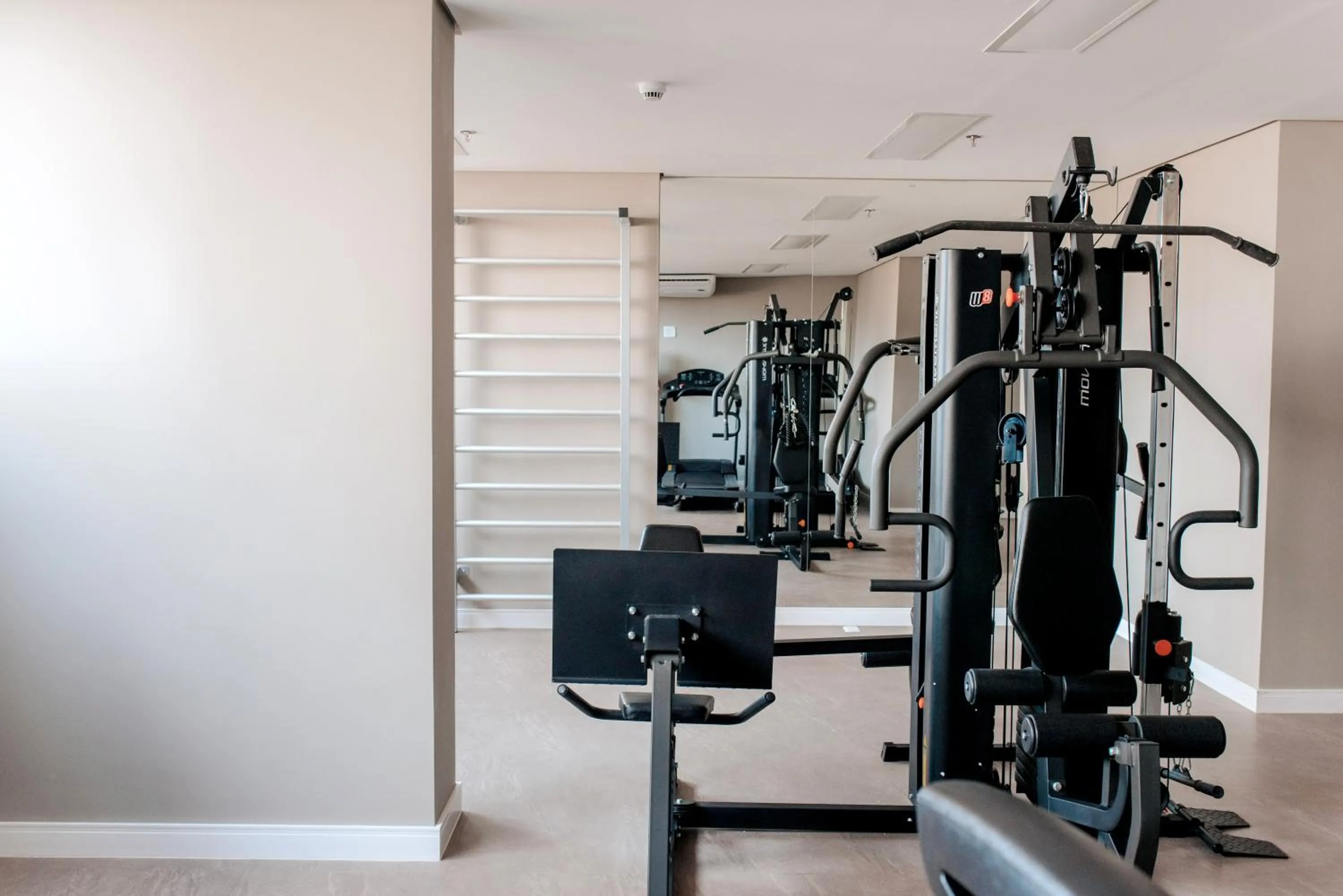 Fitness centre/facilities in Hplus Premium Palmas