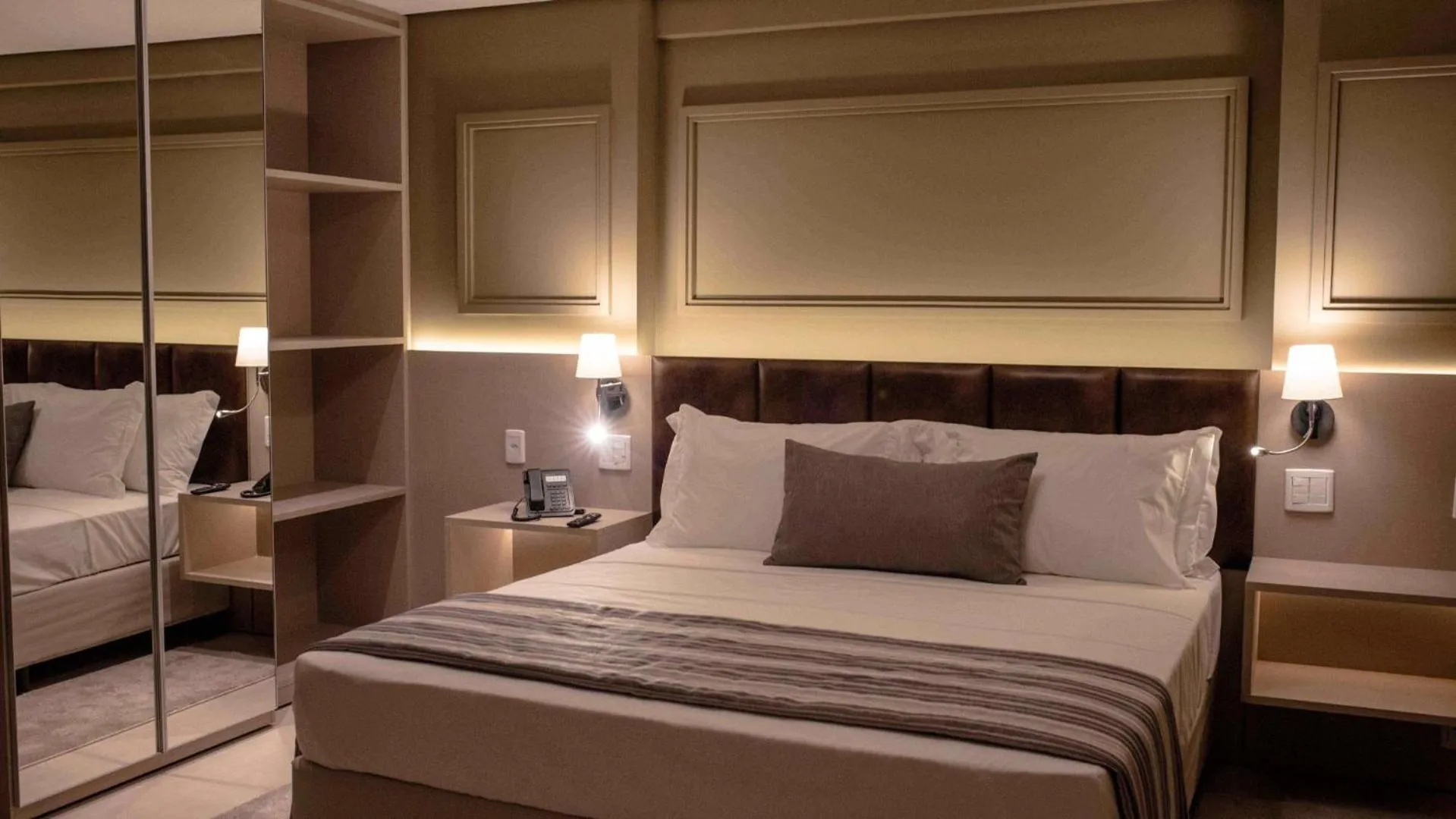 Bed in Hplus Premium Palmas