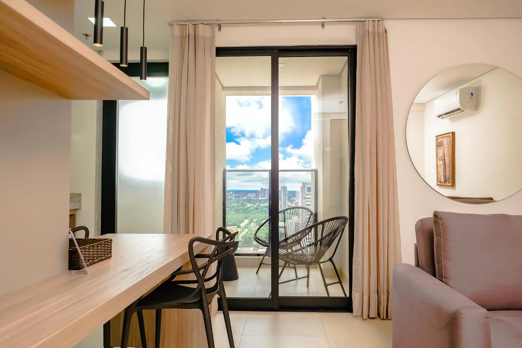 Living room in Hplus Premium Palmas