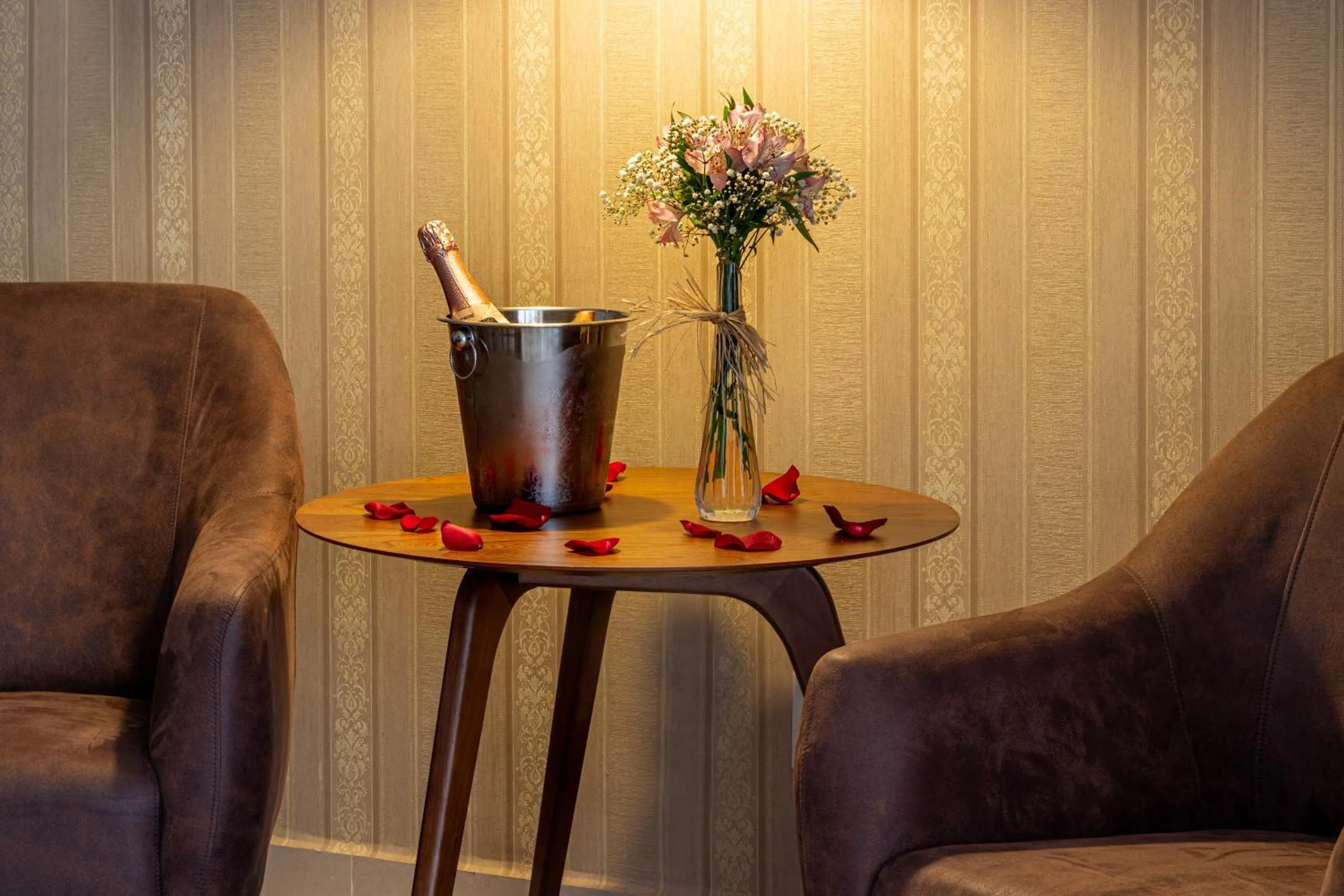 Food and drinks in Hplus Premium Palmas