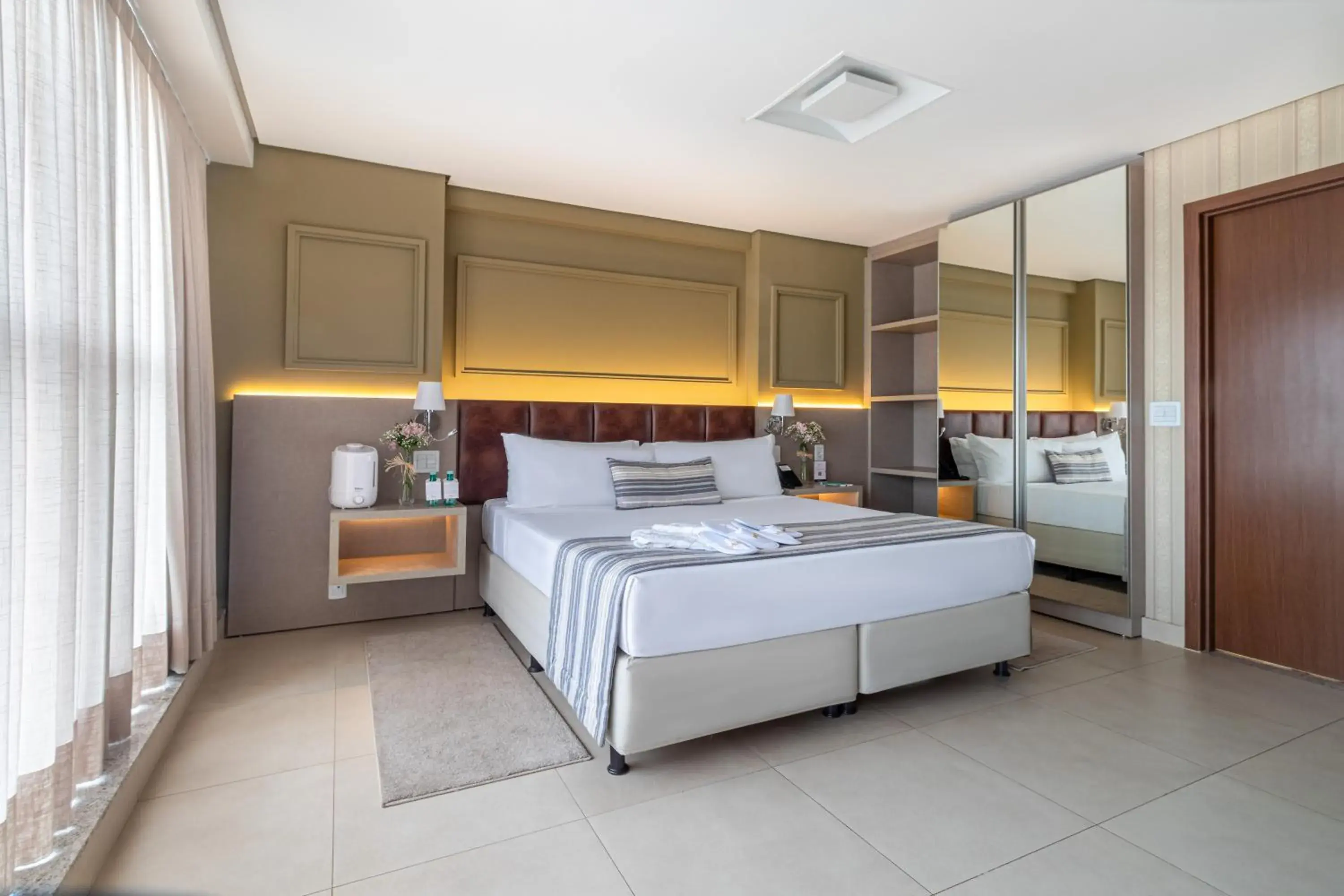 Bed in Hplus Premium Palmas Bed in Hplus Premium Palmas