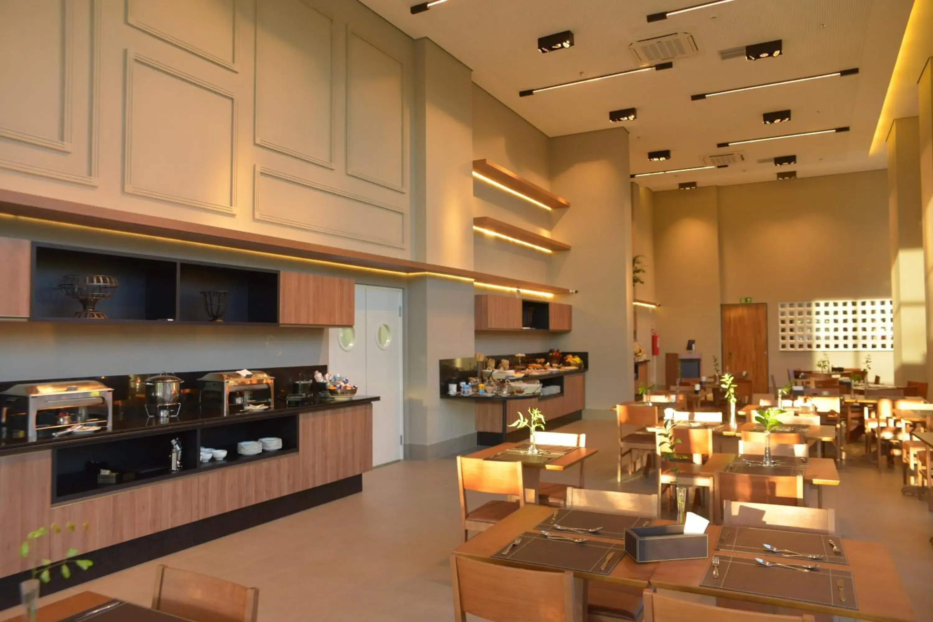 Restaurant/places to eat in Hplus Premium Palmas Restaurant/places to eat in Hplus Premium Palmas