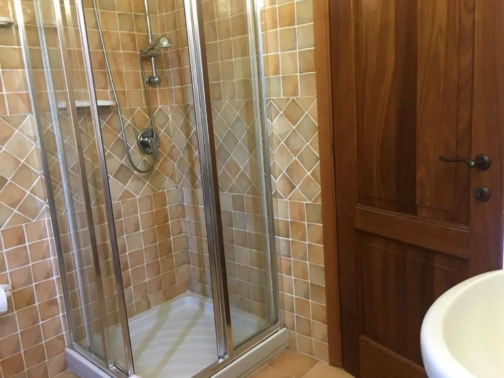 Shower in Il Vecchio Ginepro
