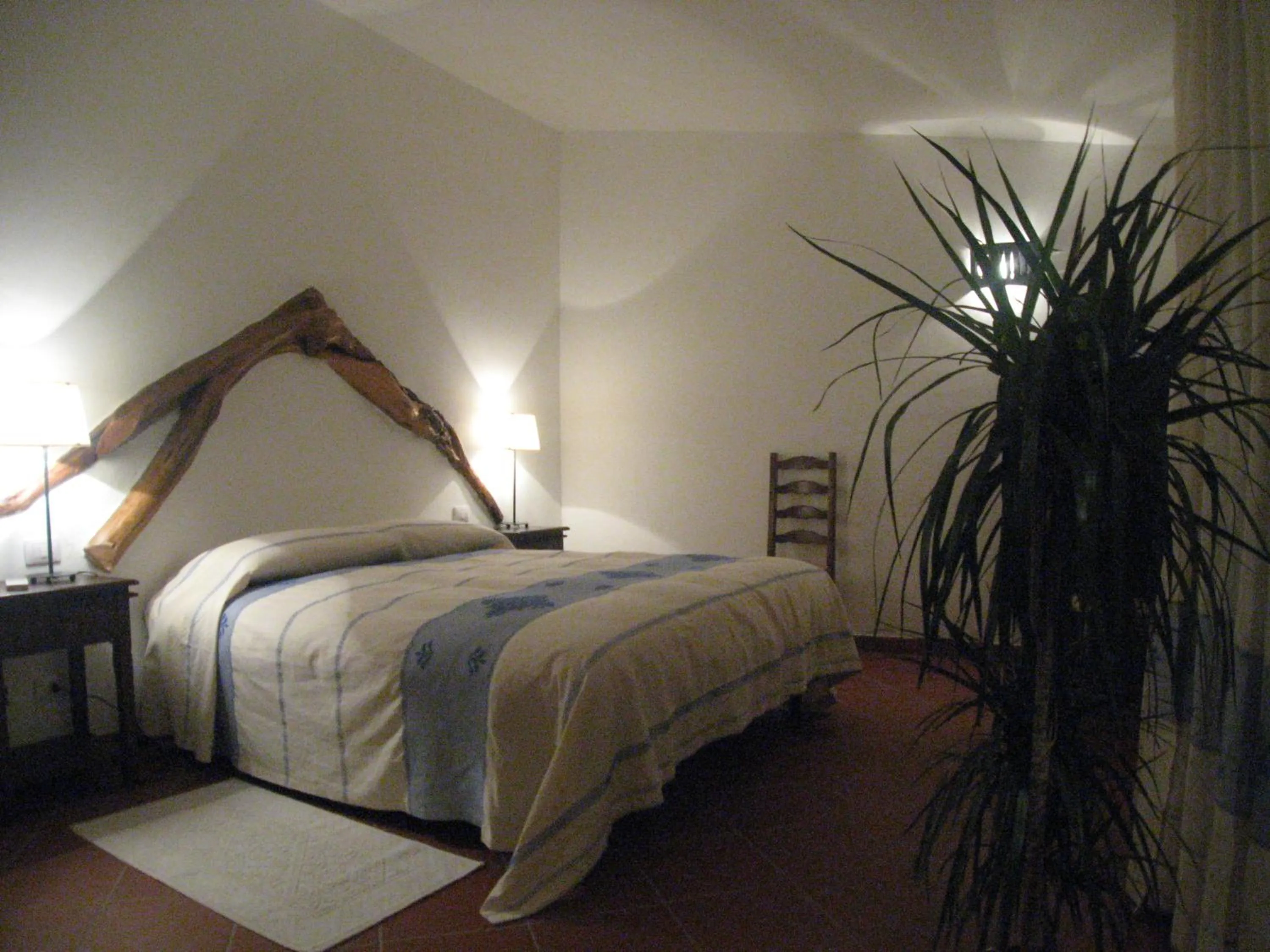 Photo of the whole room, Bed in Il Vecchio Ginepro