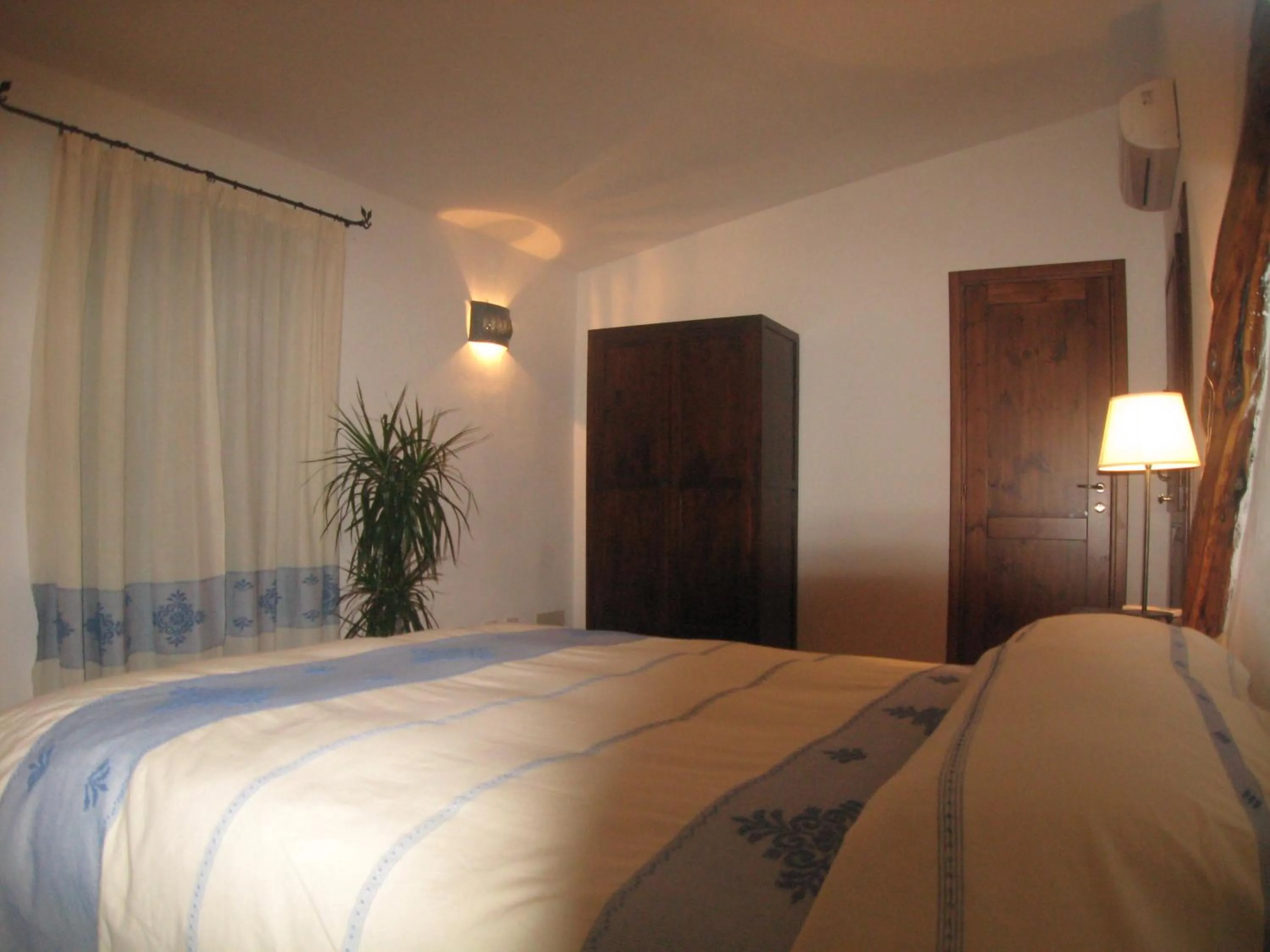 Photo of the whole room, Bed in Il Vecchio Ginepro