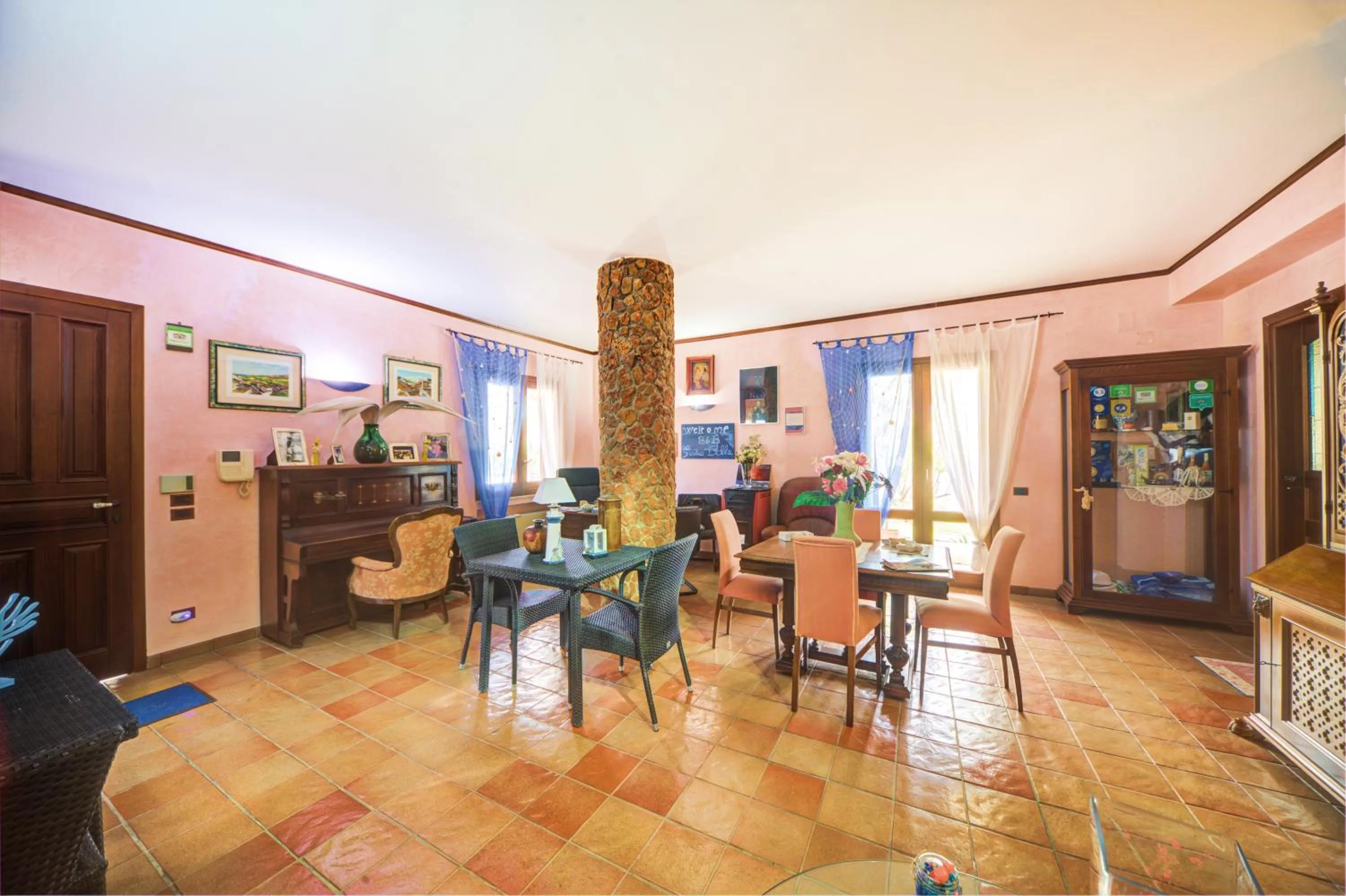 Lobby or reception in B&B Sicilia Bella