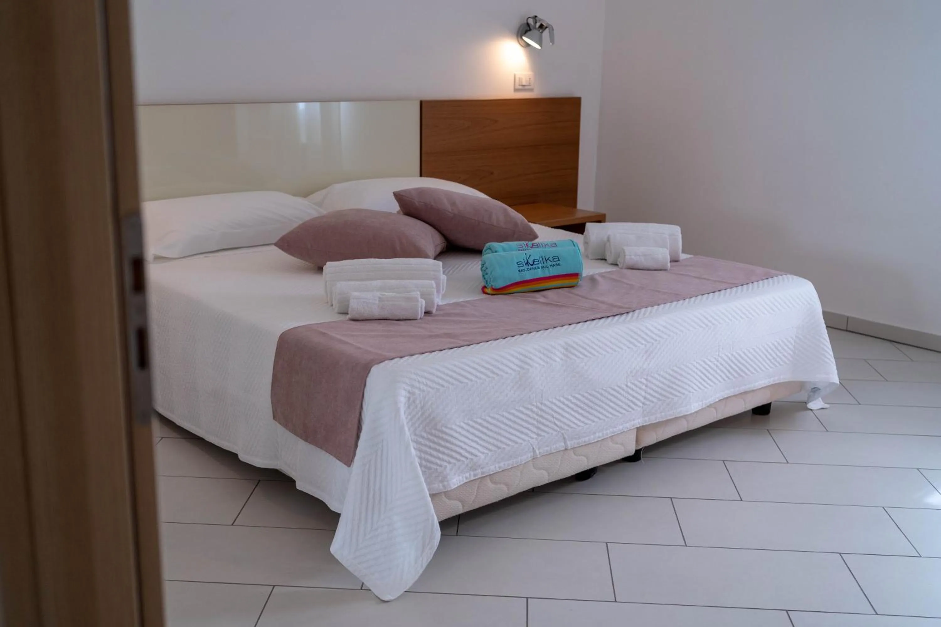 Bed in Sikelika Residence Sul Mare