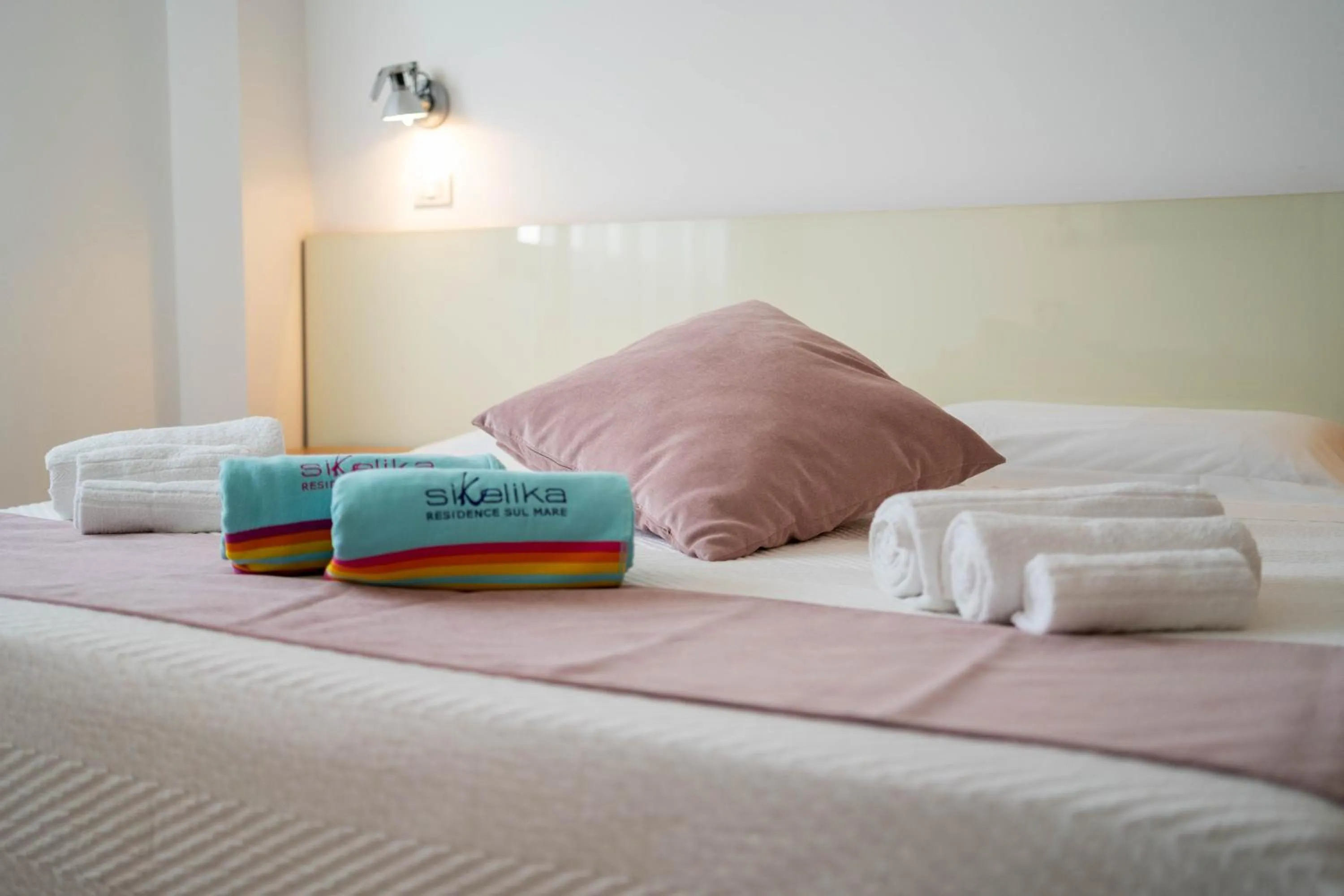 Bed in Sikelika Residence Sul Mare