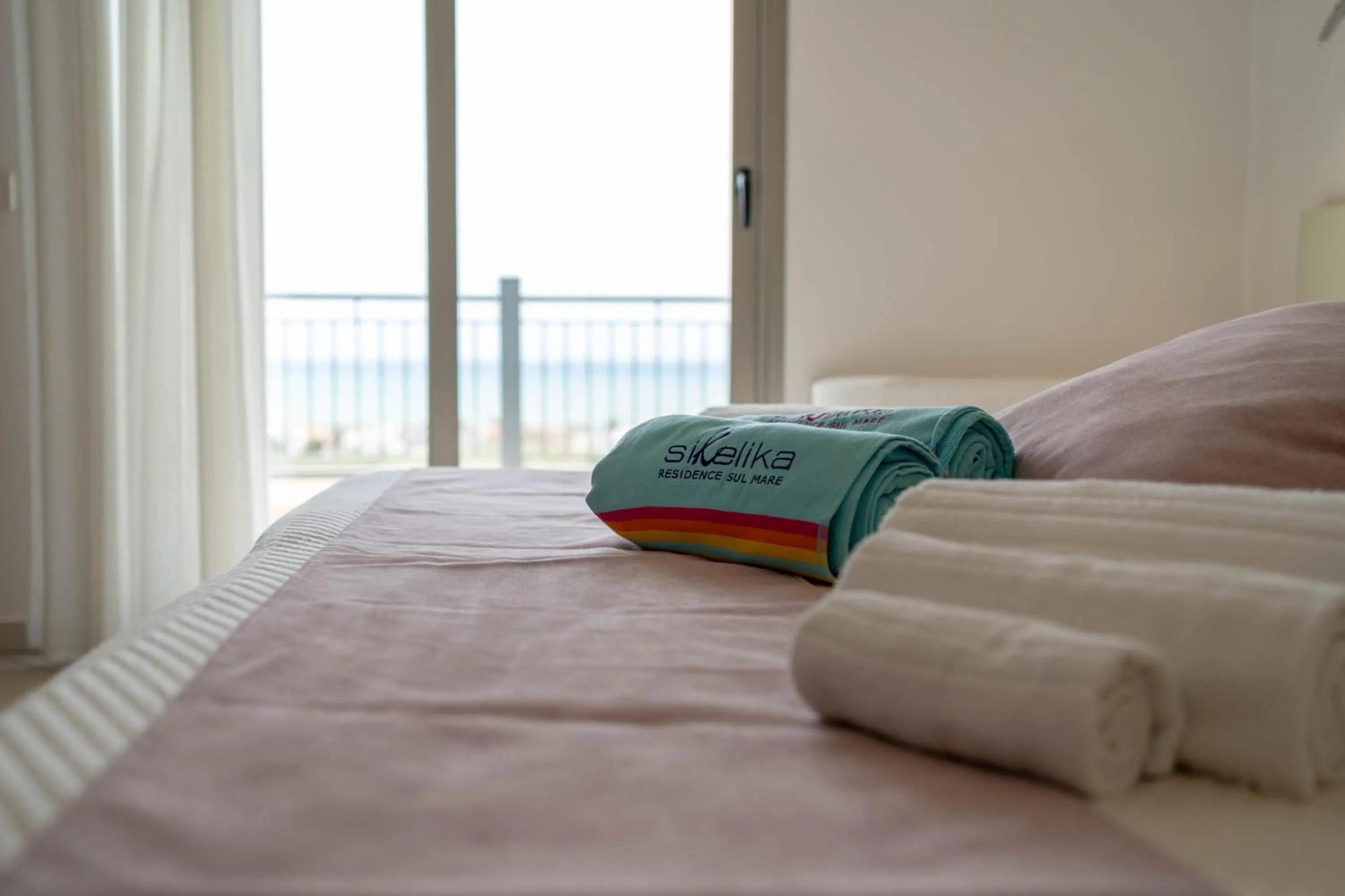 Bed in Sikelika Residence Sul Mare