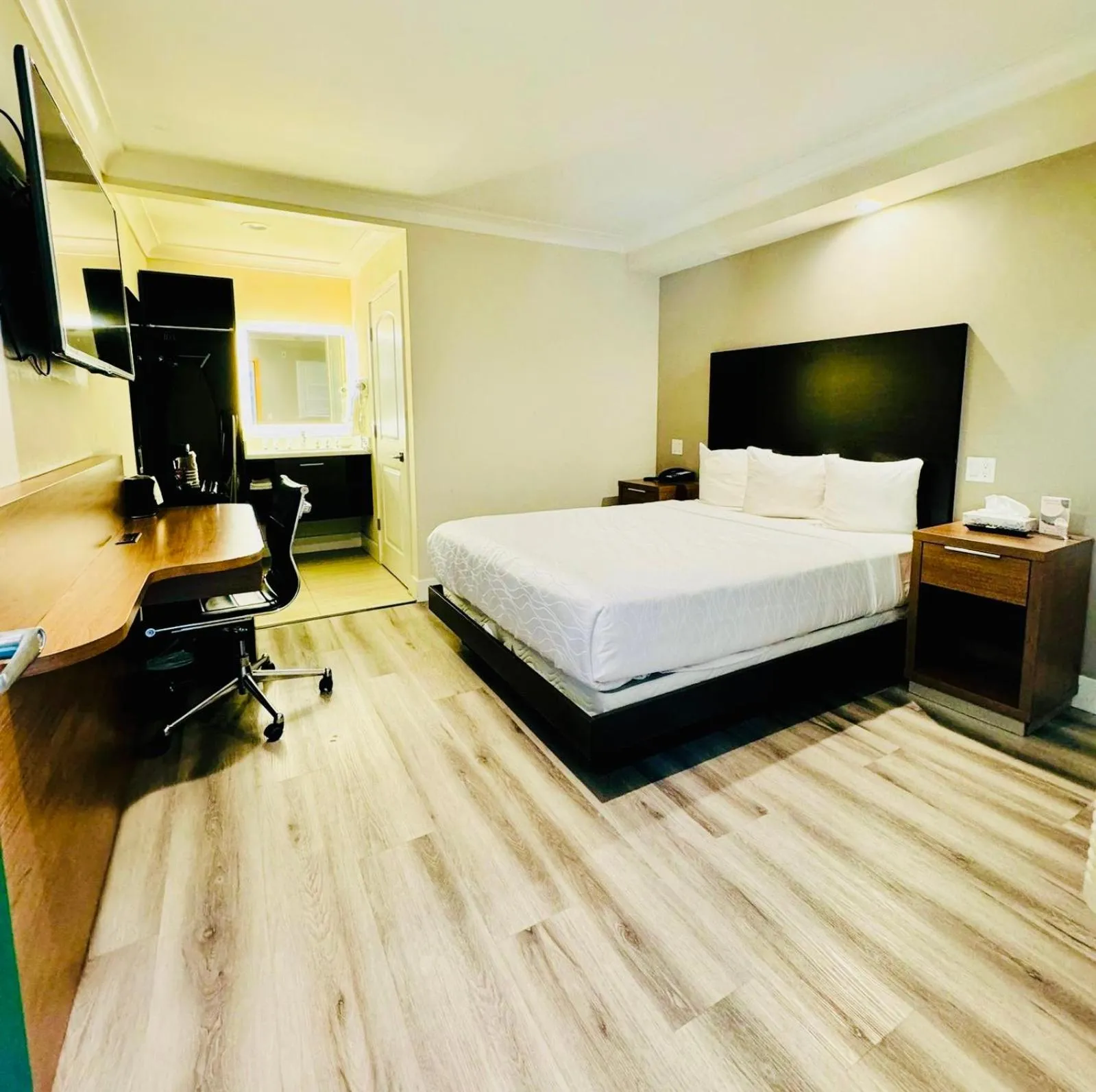 Bed in Greenwich Inn