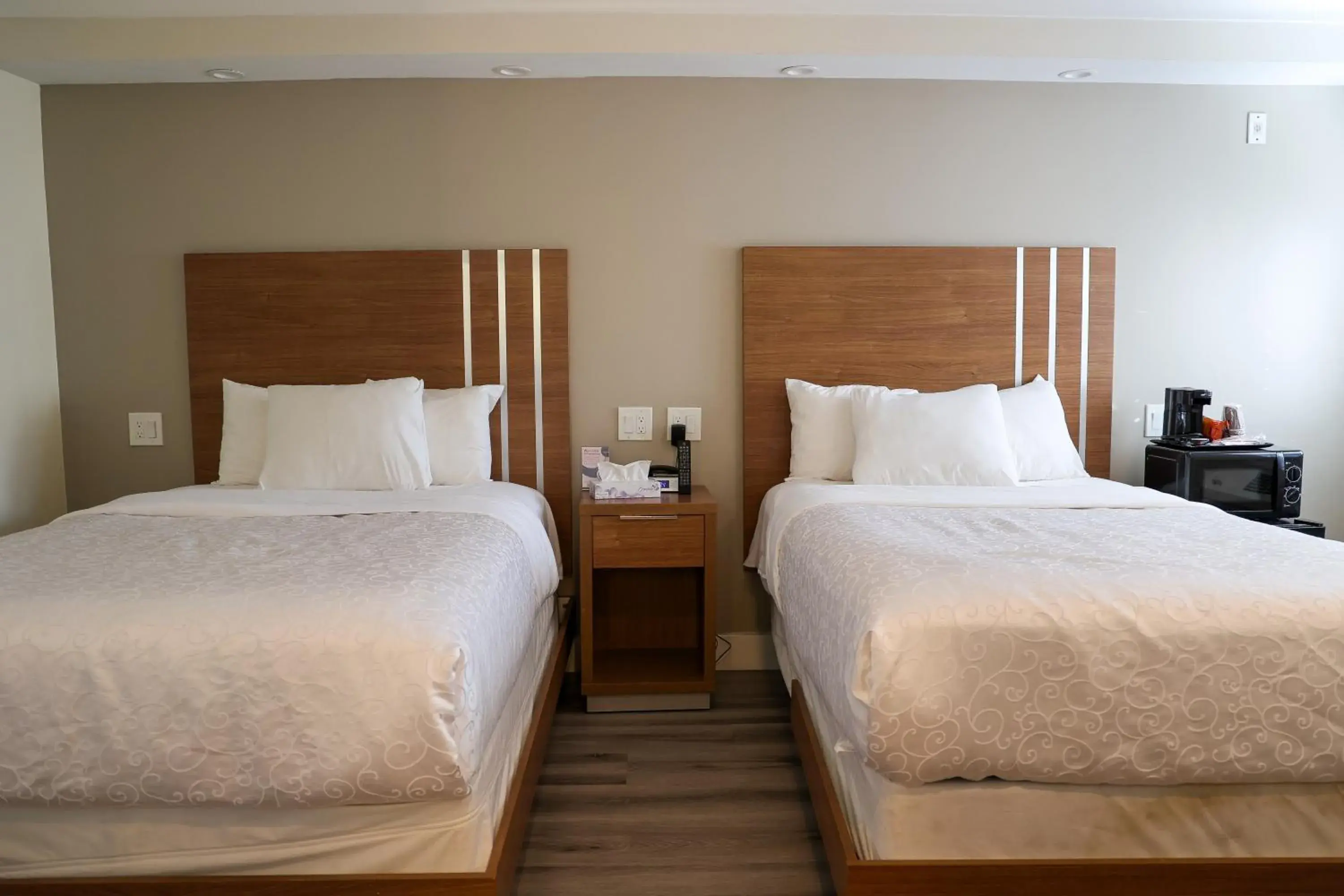 Bed in Greenwich Inn Bed in Greenwich Inn