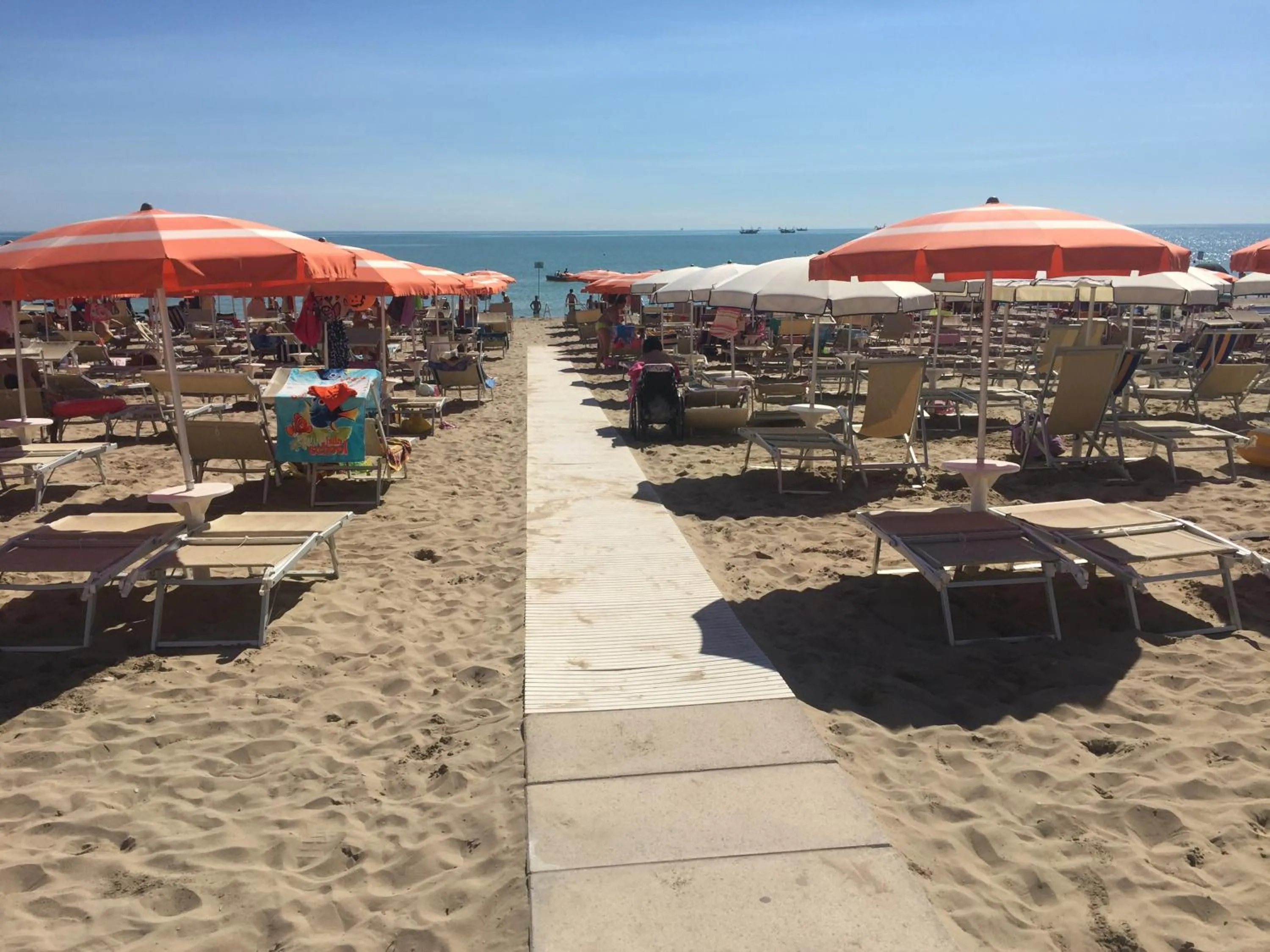 Beach in Residence il Girasole 1