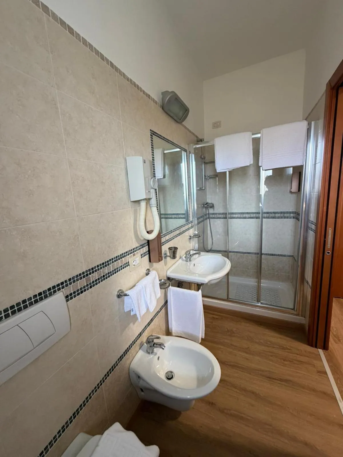 Shower in Residence il Girasole 1