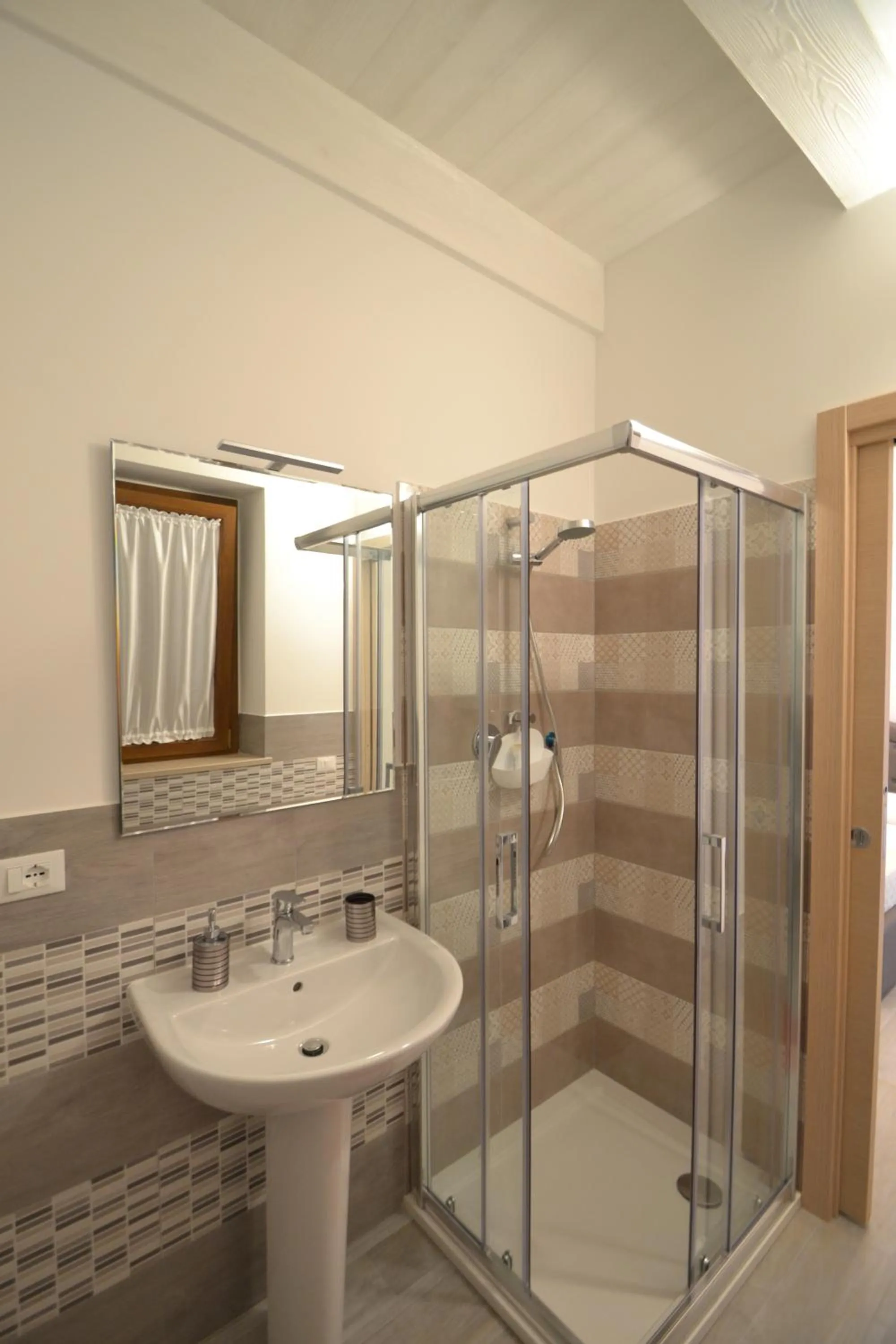 Bathroom in Onda Chiara B&B