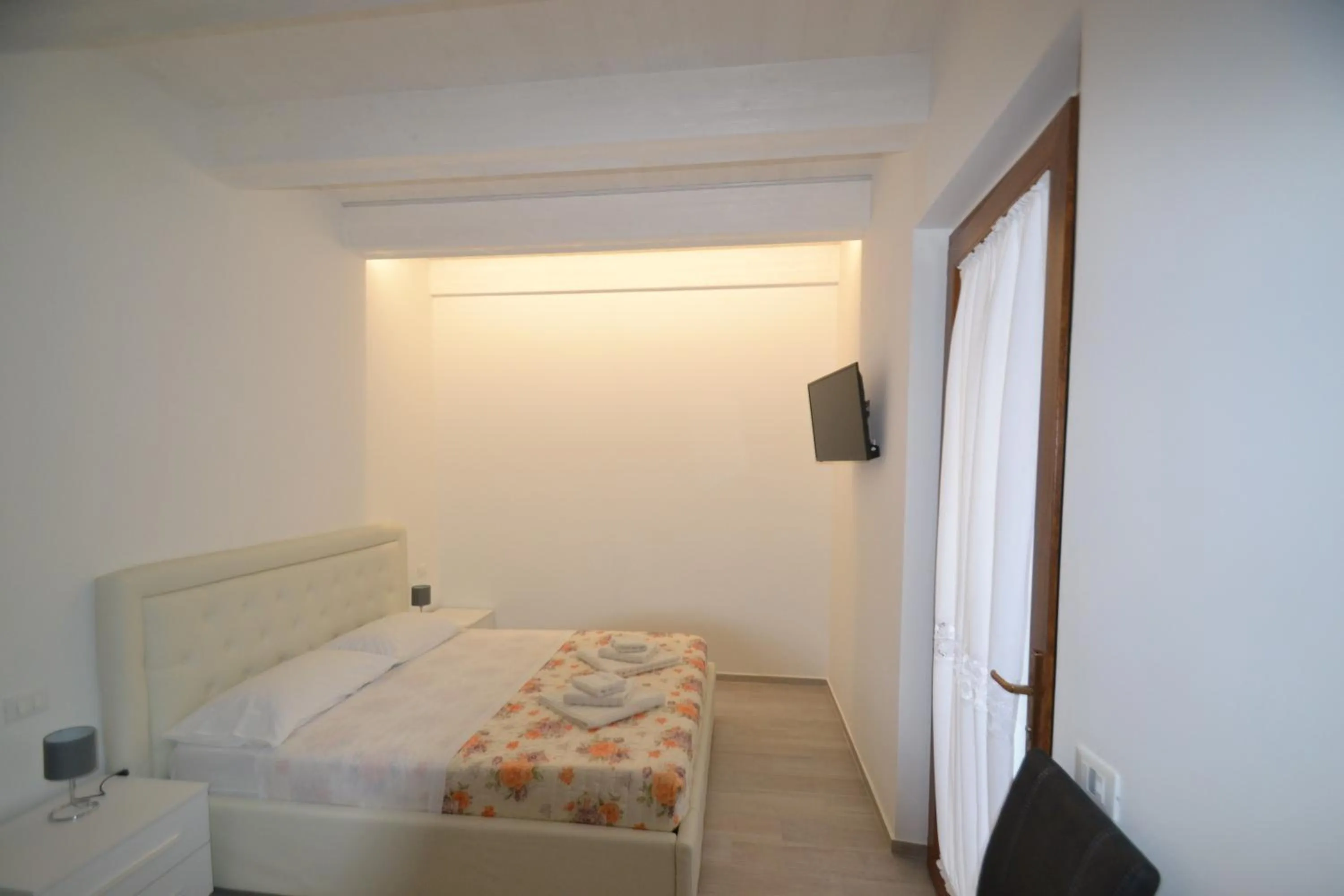 Bed in Onda Chiara B&B