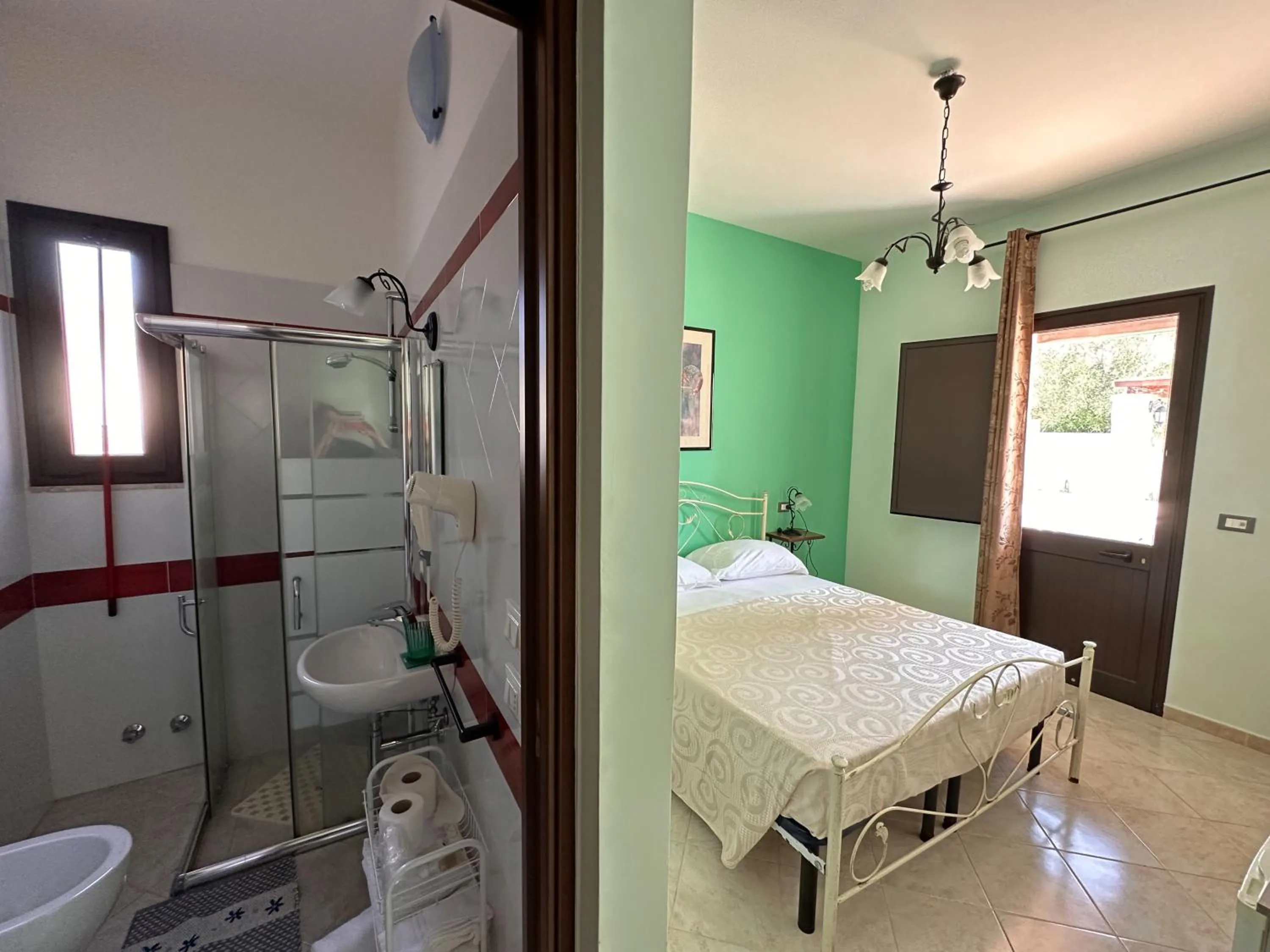 Photo of the whole room, Bed in La palma vacanze